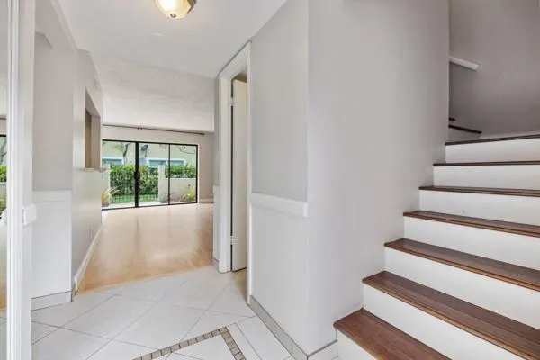 8801 W Sample Rd, #10