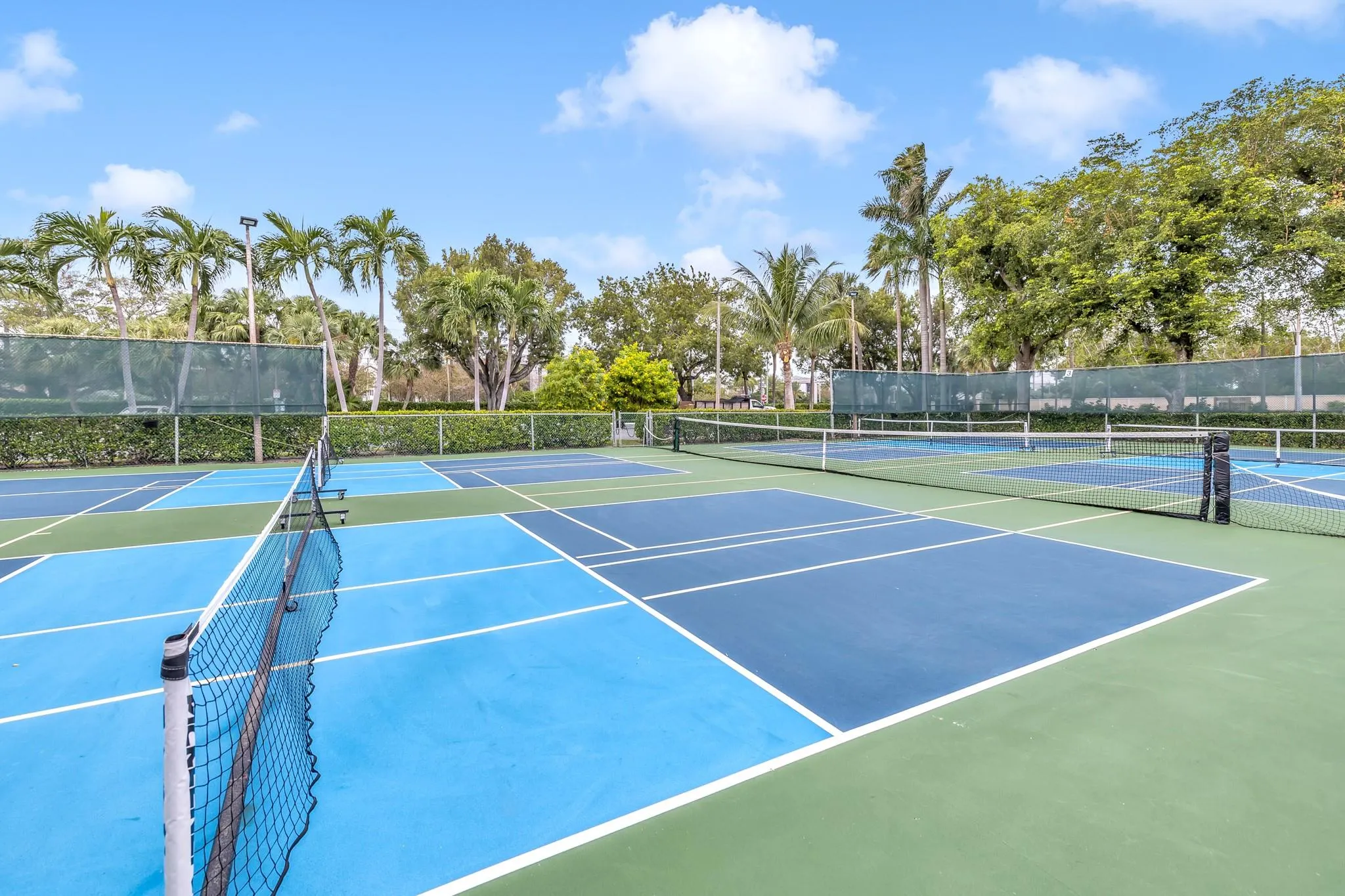 1 Harbourside Dr, #1501