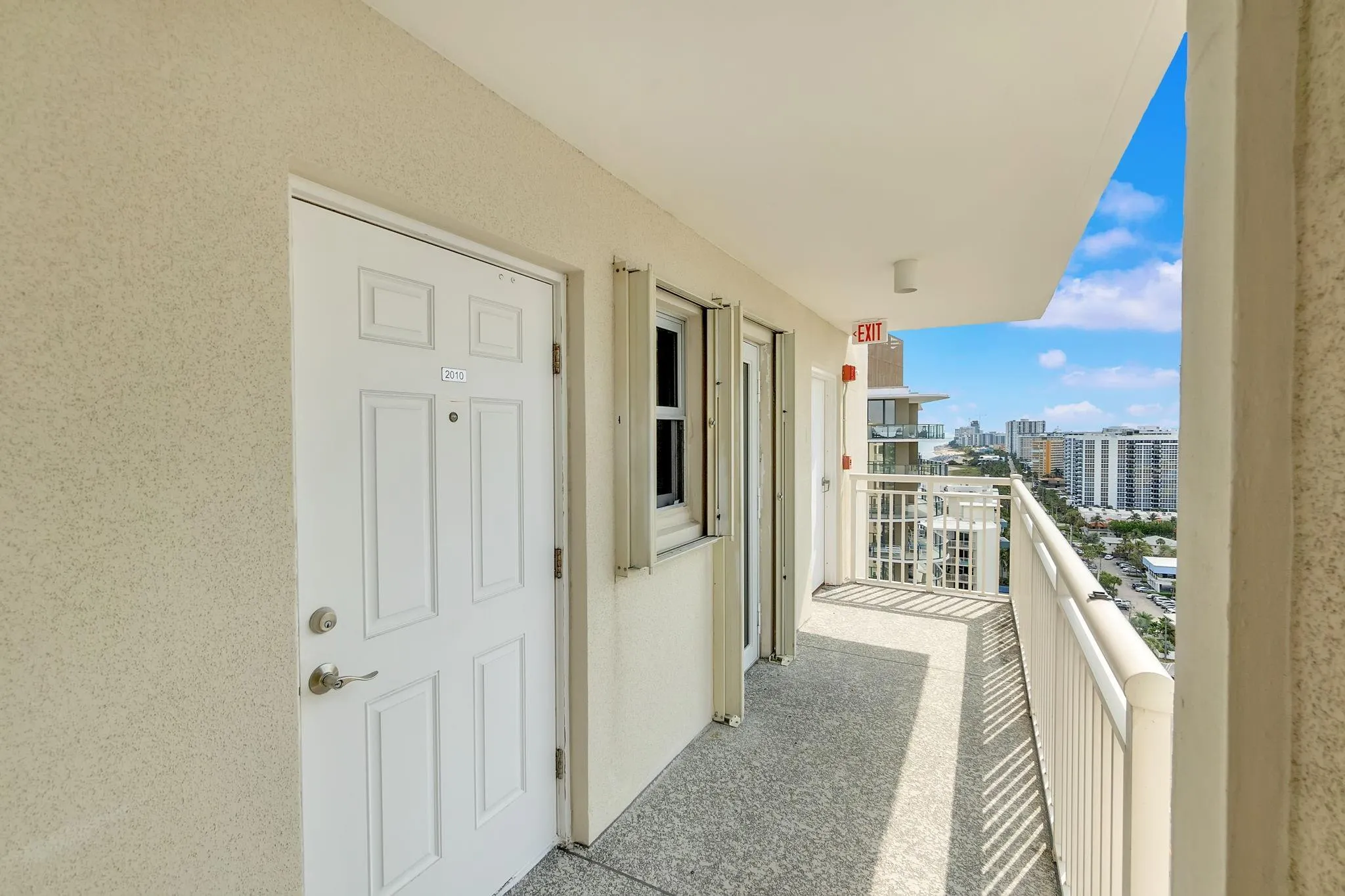 750 N Ocean Blvd, #2010