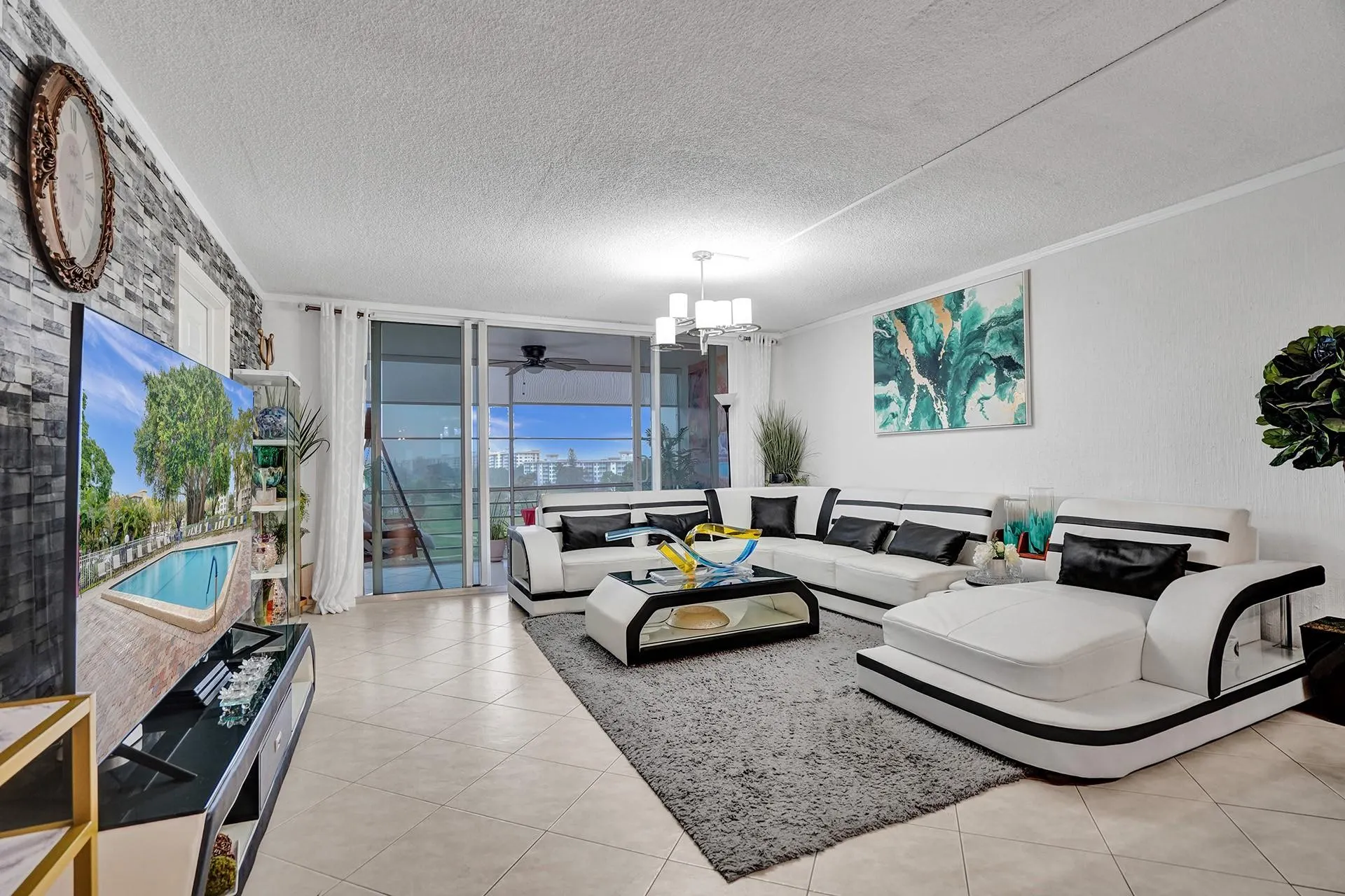 2671 S Course Drive, #610