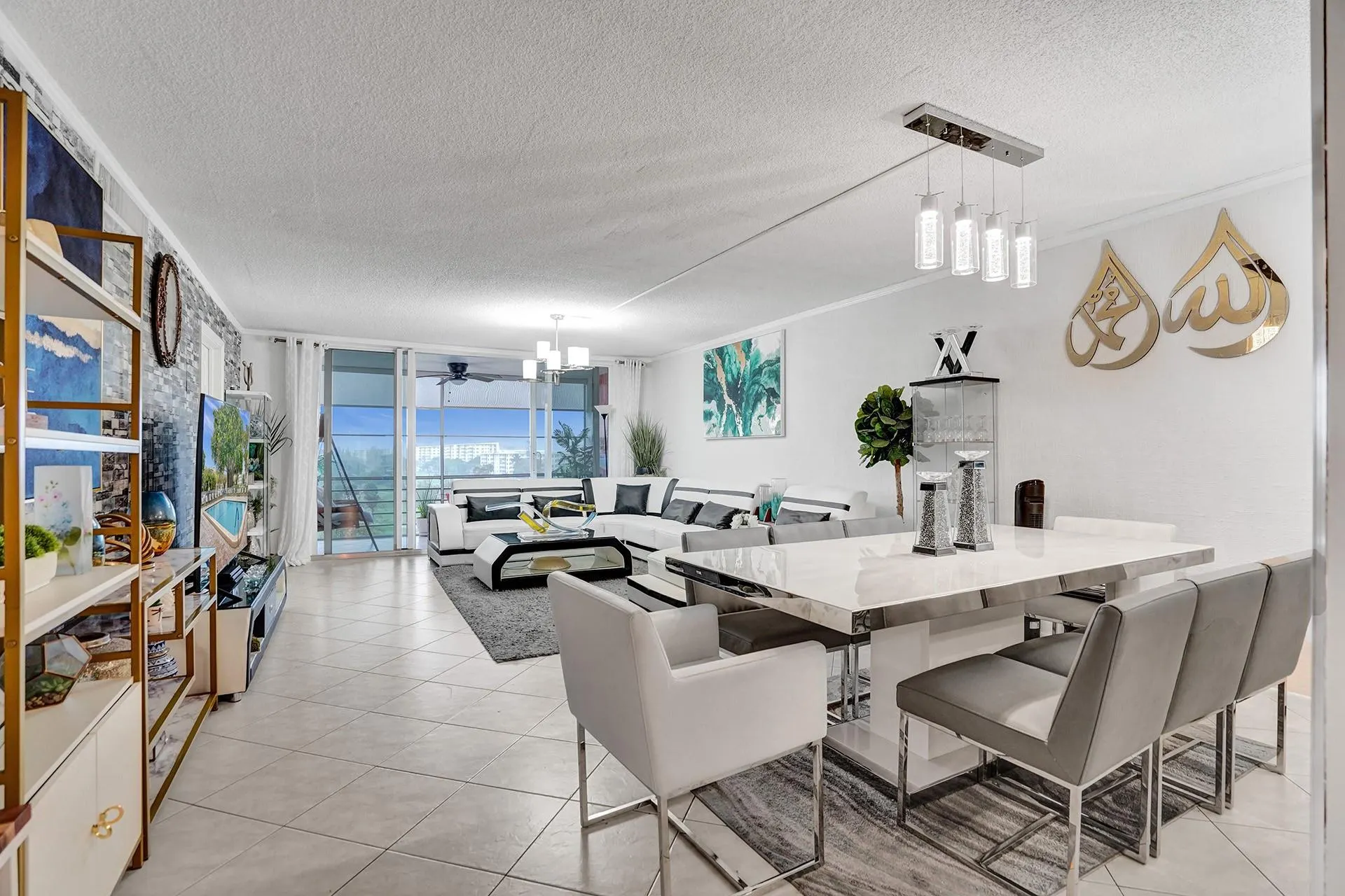 2671 S Course Drive, #610