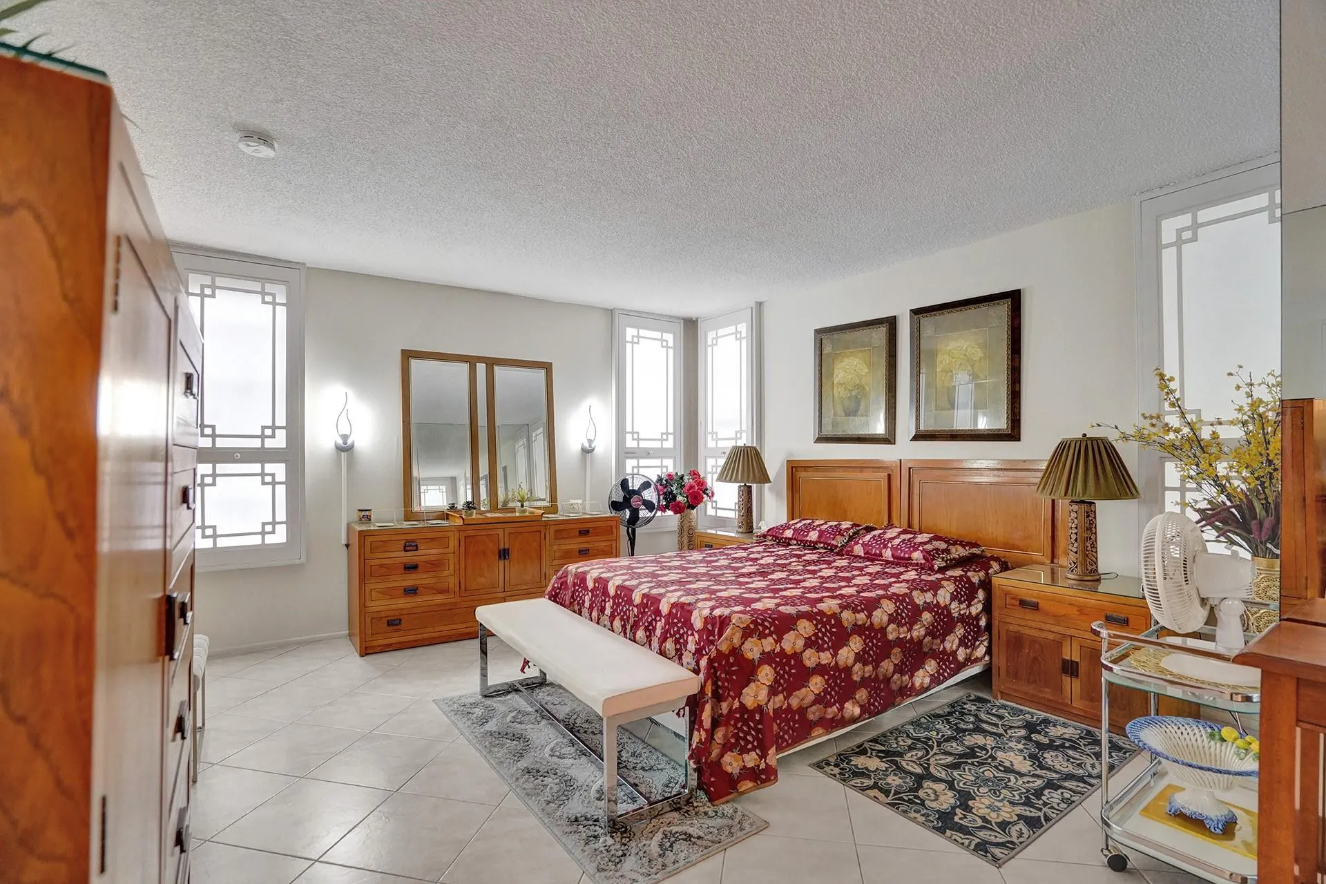 2671 S Course Drive, #610