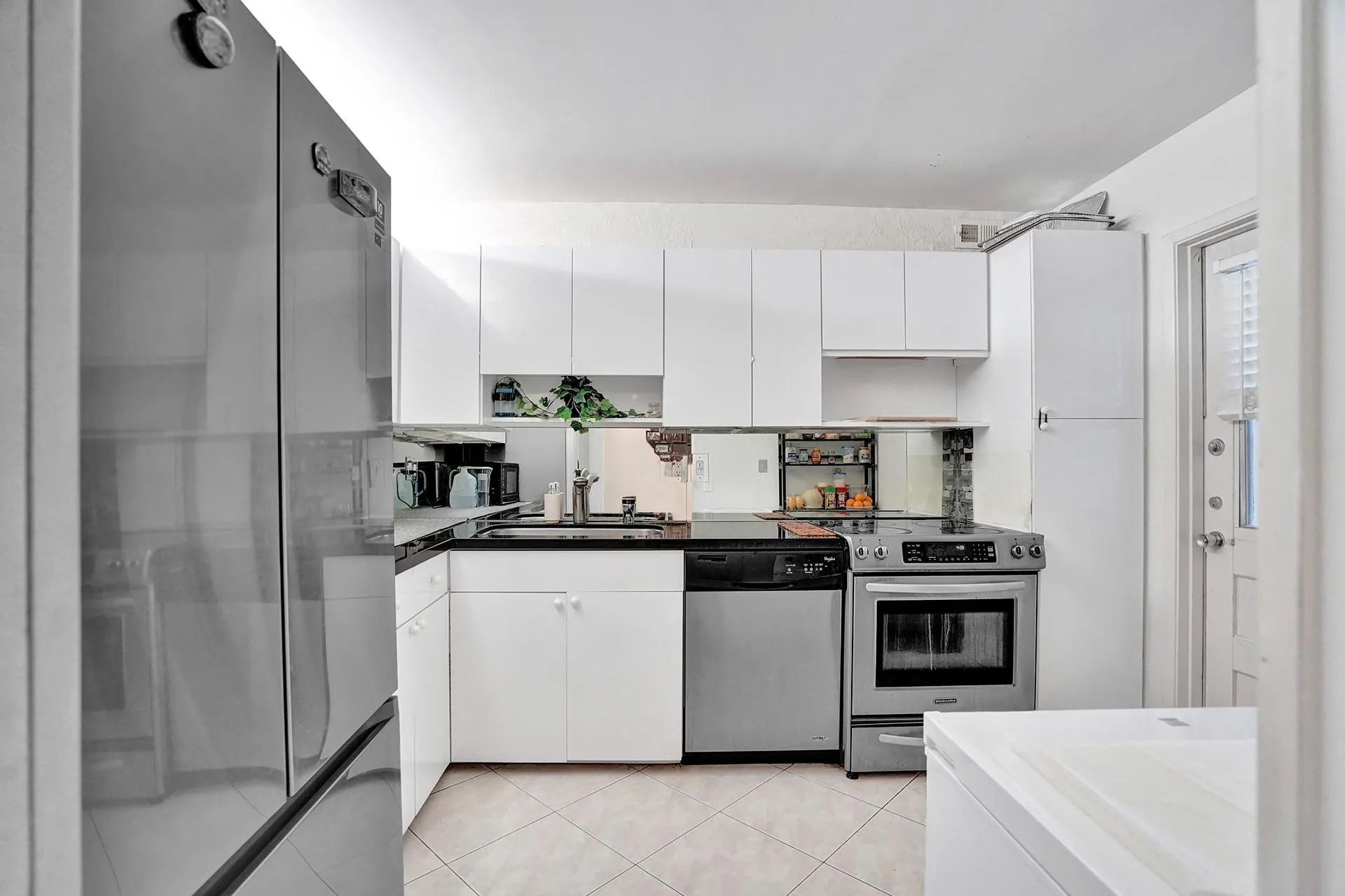 2671 S Course Drive, #610