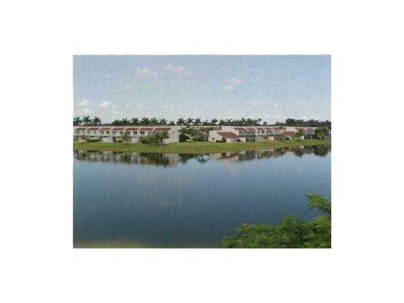10700 NW 66 ST, #302