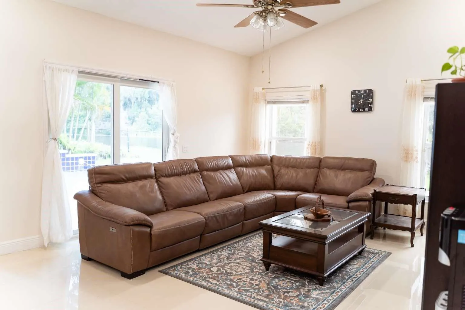 3212 Ridge Trce