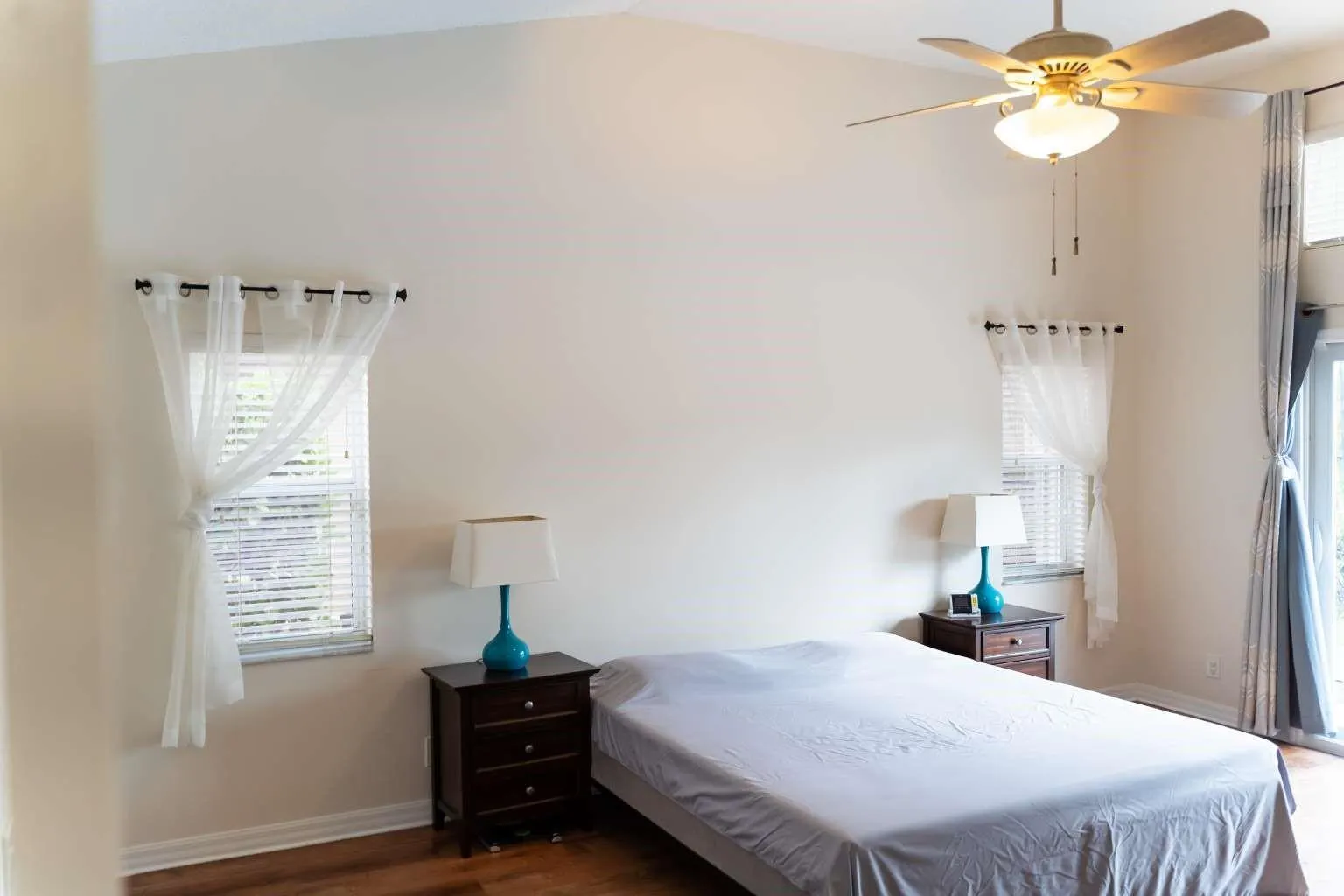 3212 Ridge Trce