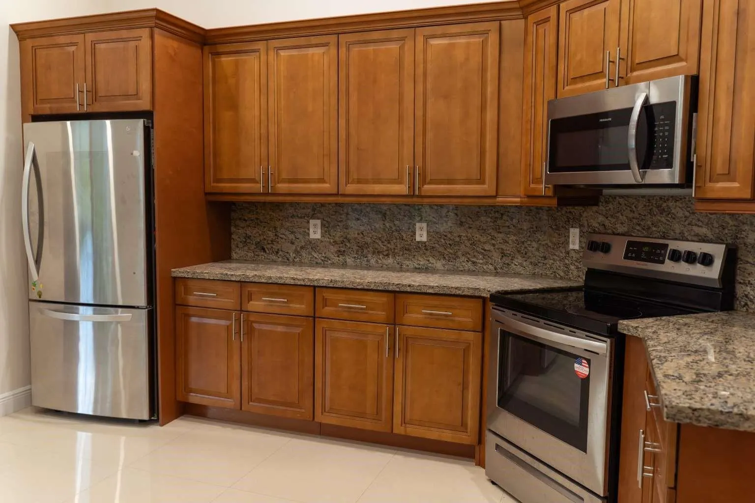 3212 Ridge Trce