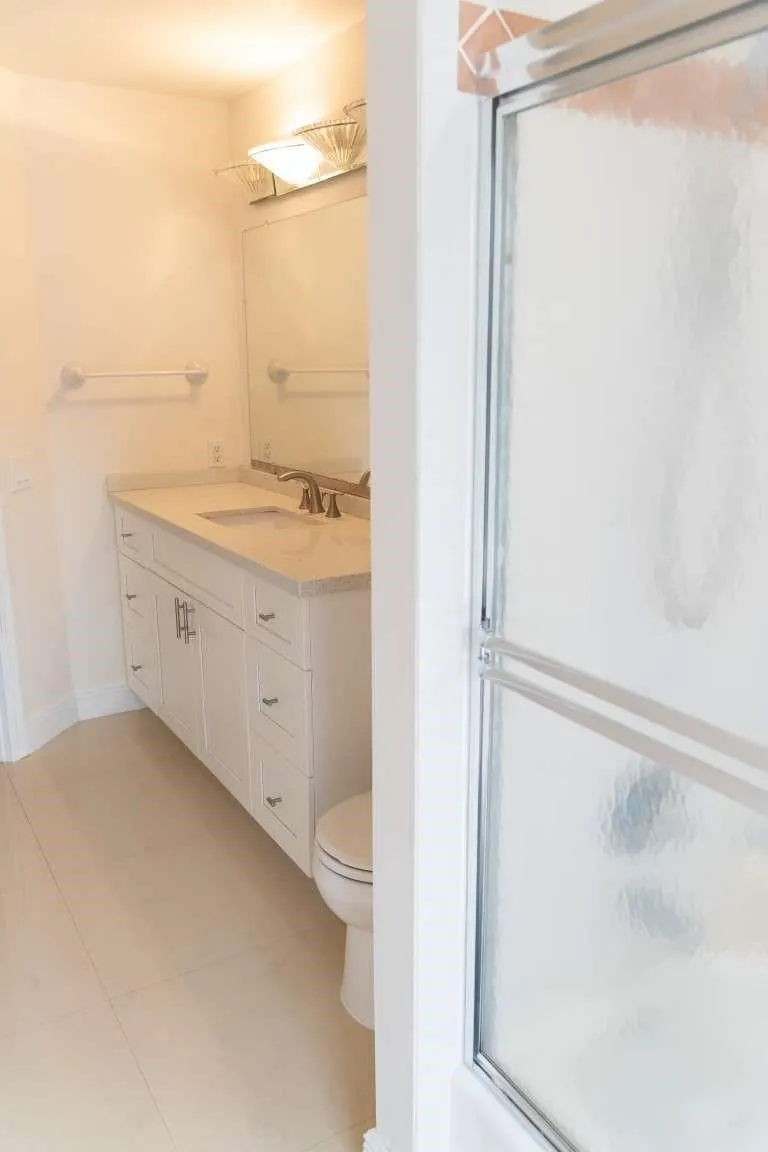 3212 Ridge Trce