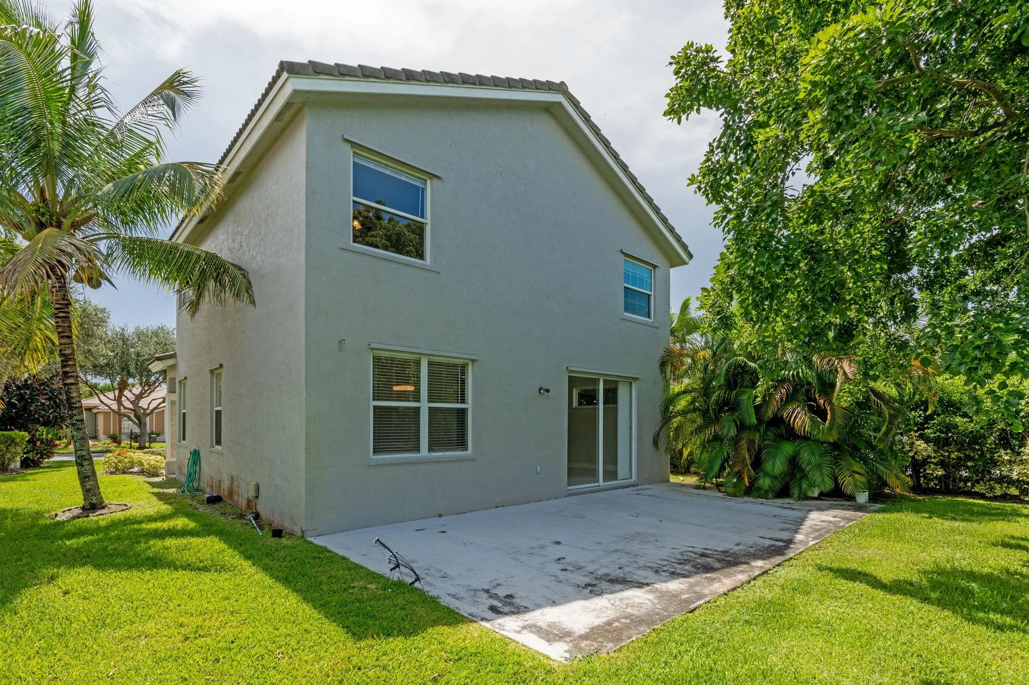 7803 NW 70th Ave