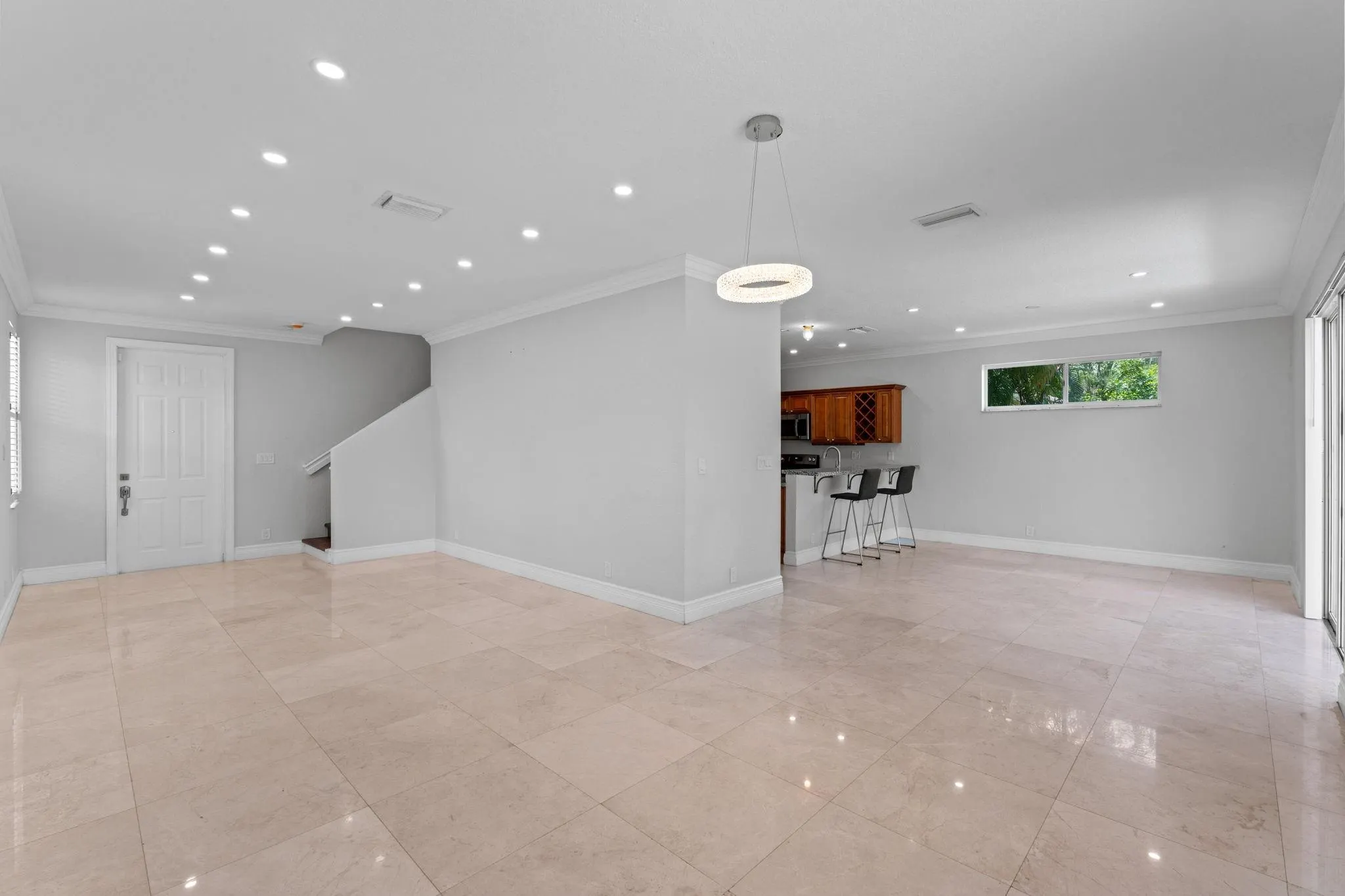 7803 NW 70th Ave