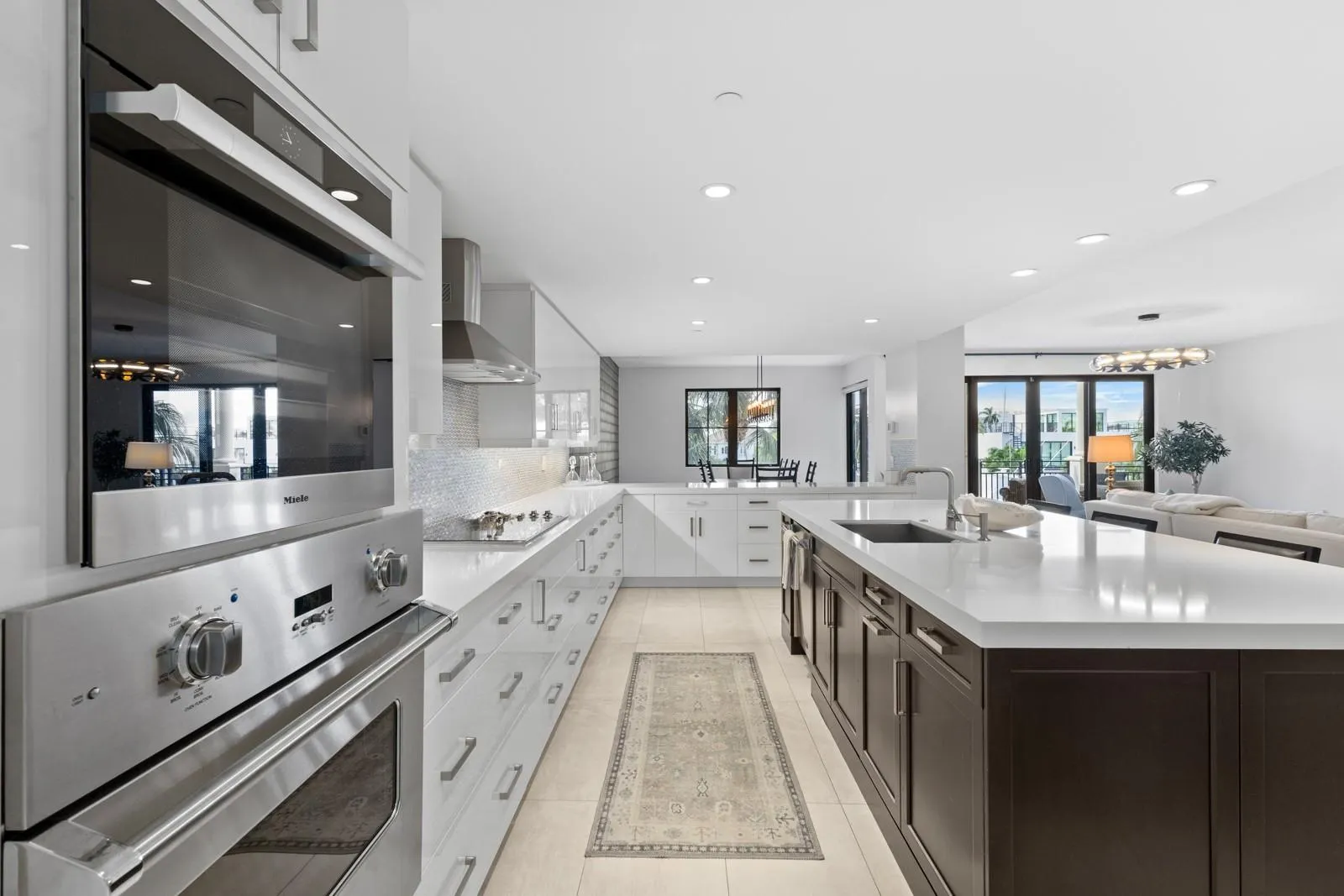 1532 SE 12th St, #302