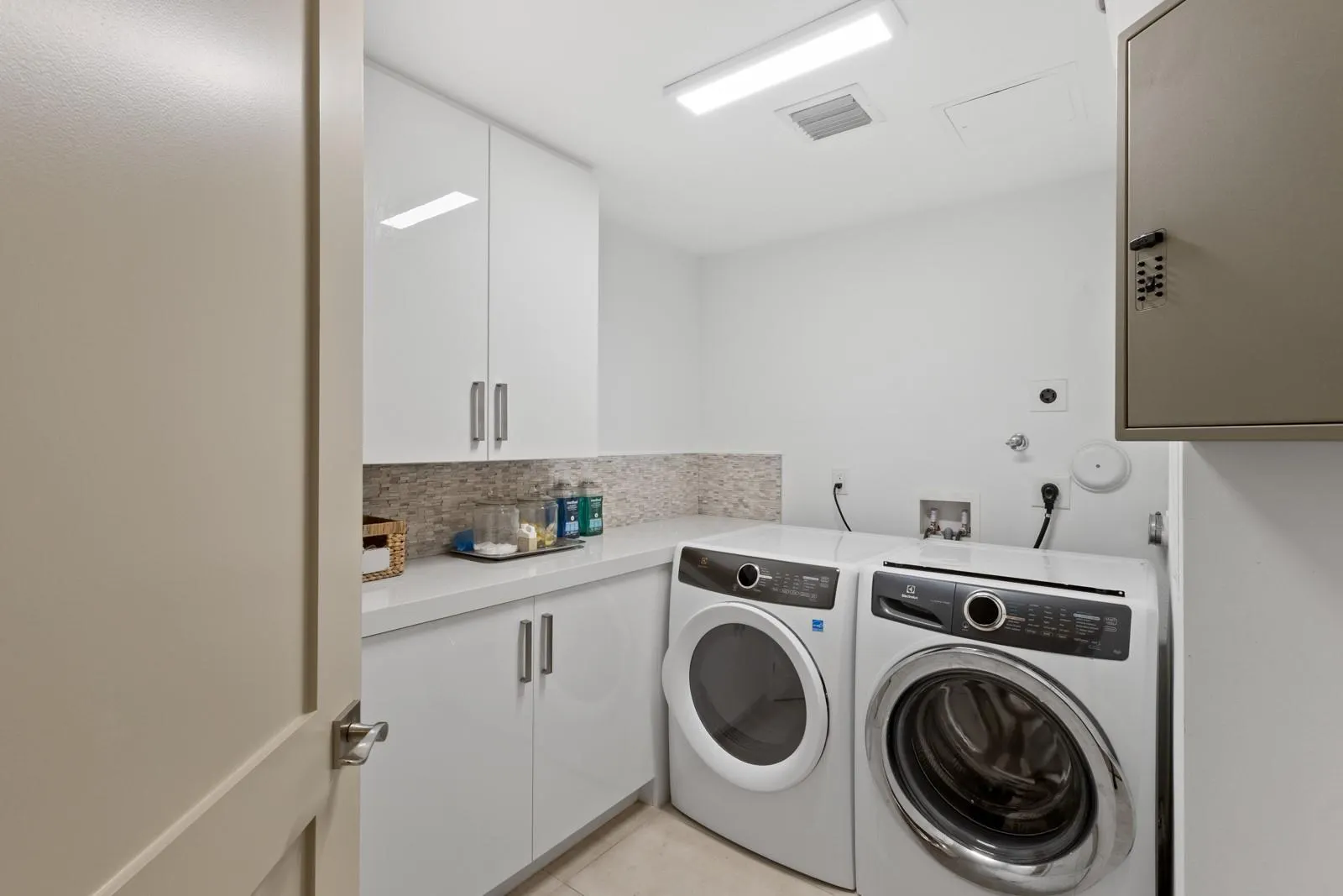 1532 SE 12th St, #302