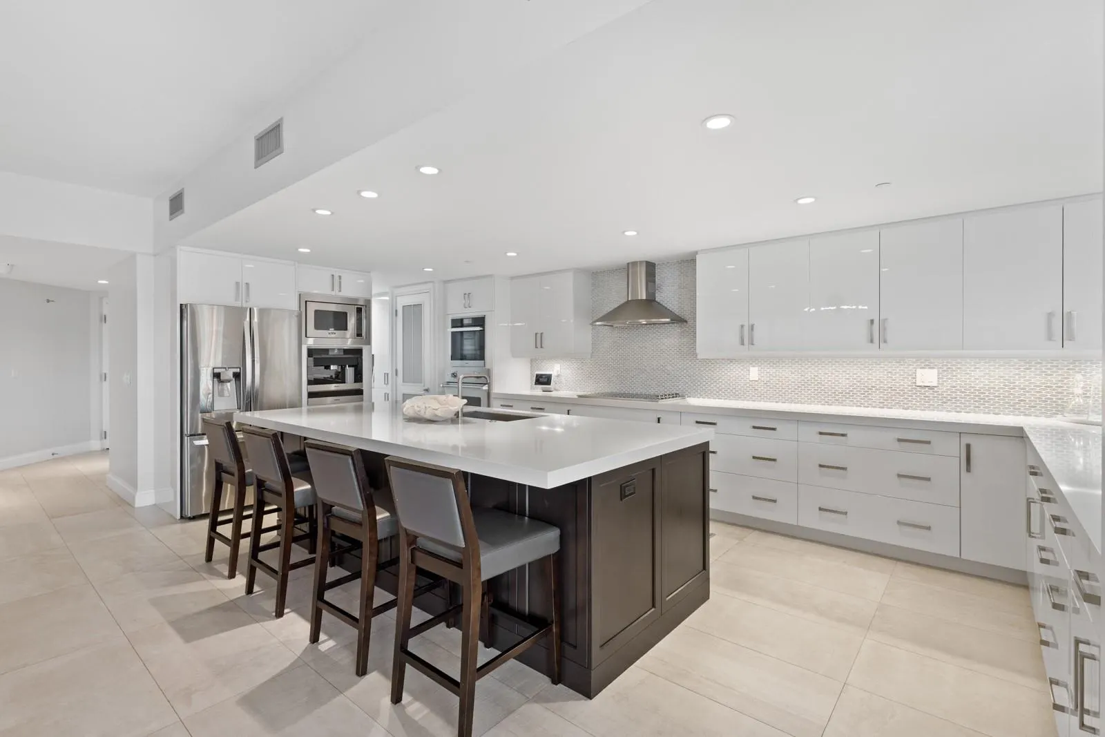 1532 SE 12th St, #302