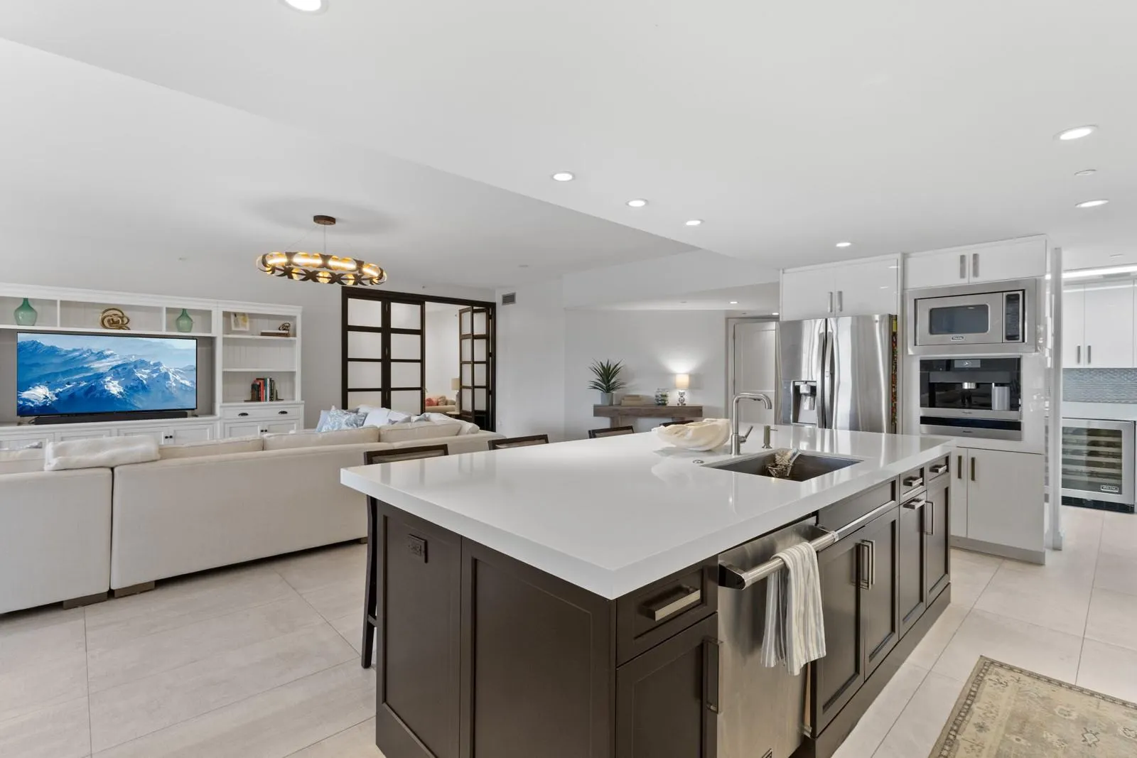 1532 SE 12th St, #302