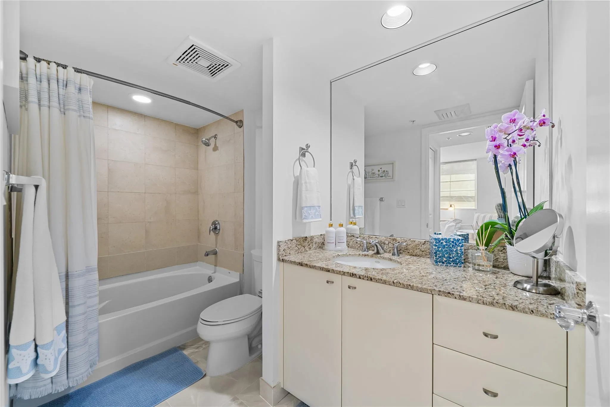 610 W Las Olas Blvd, #721N