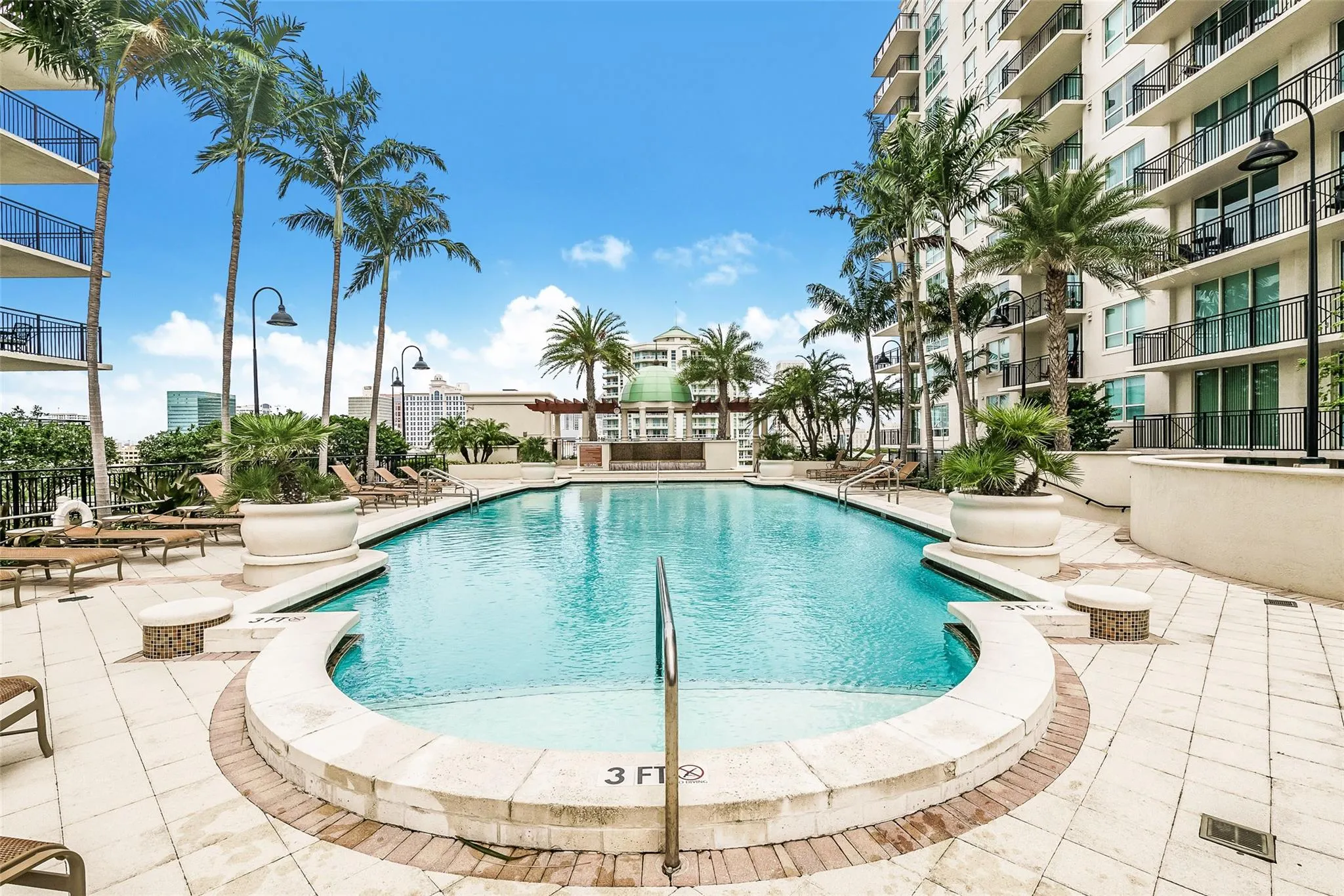 610 W Las Olas Blvd, #721N
