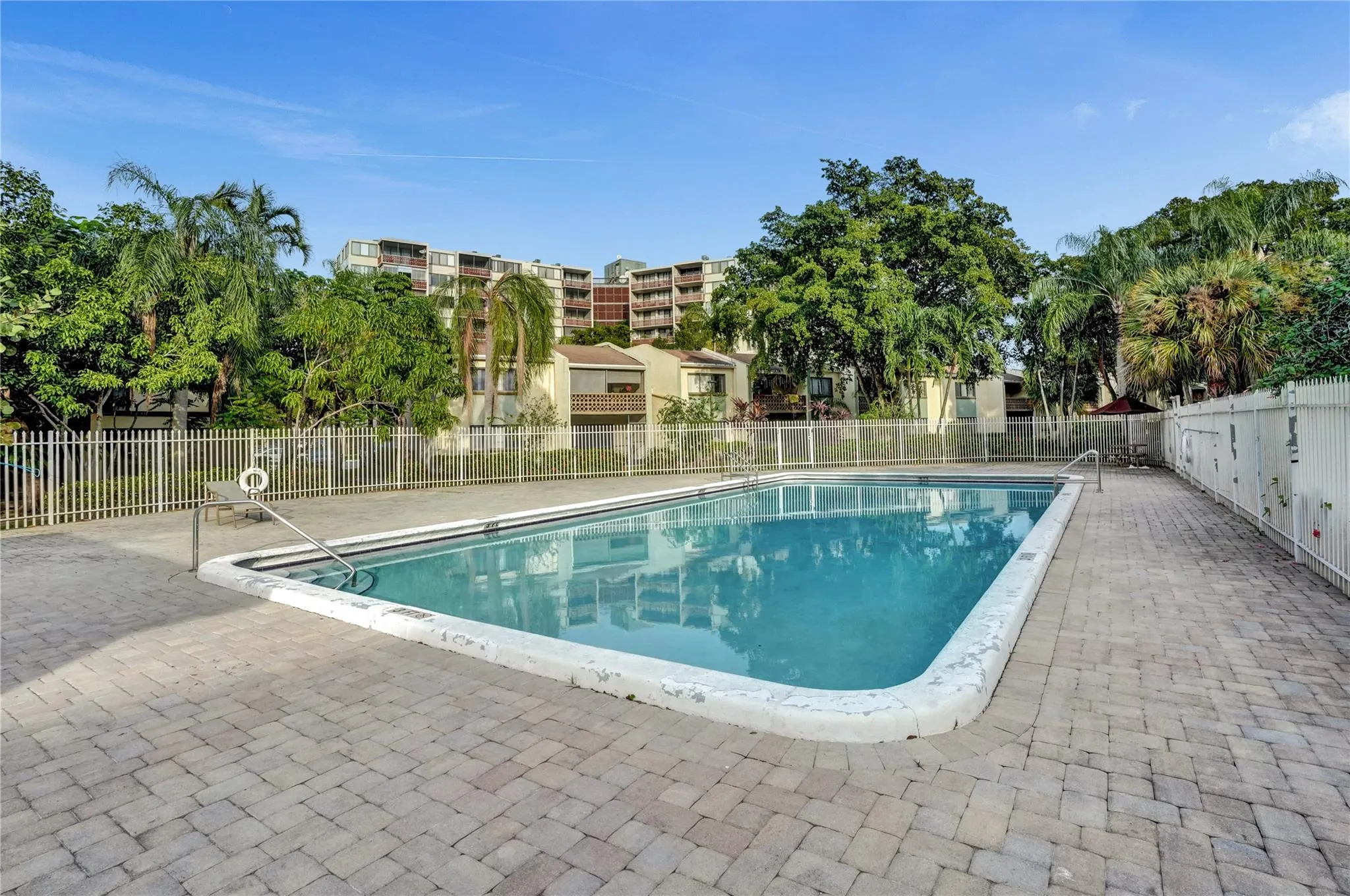 4218 Inverrary Blvd, #95B