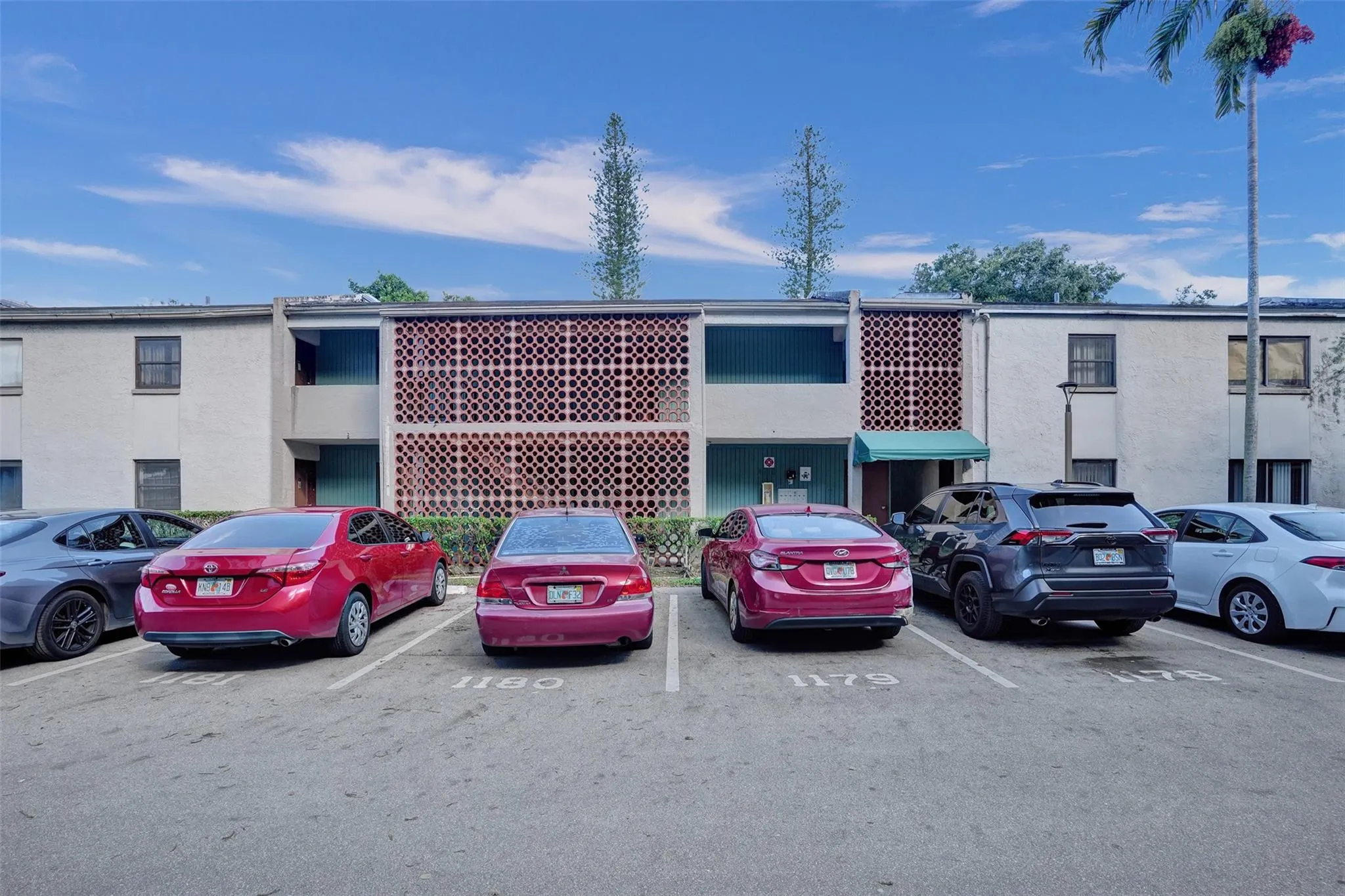 4218 Inverrary Blvd, #95B