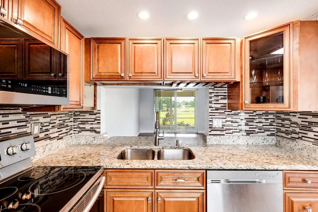 9080 Lime Bay Blvd, #109