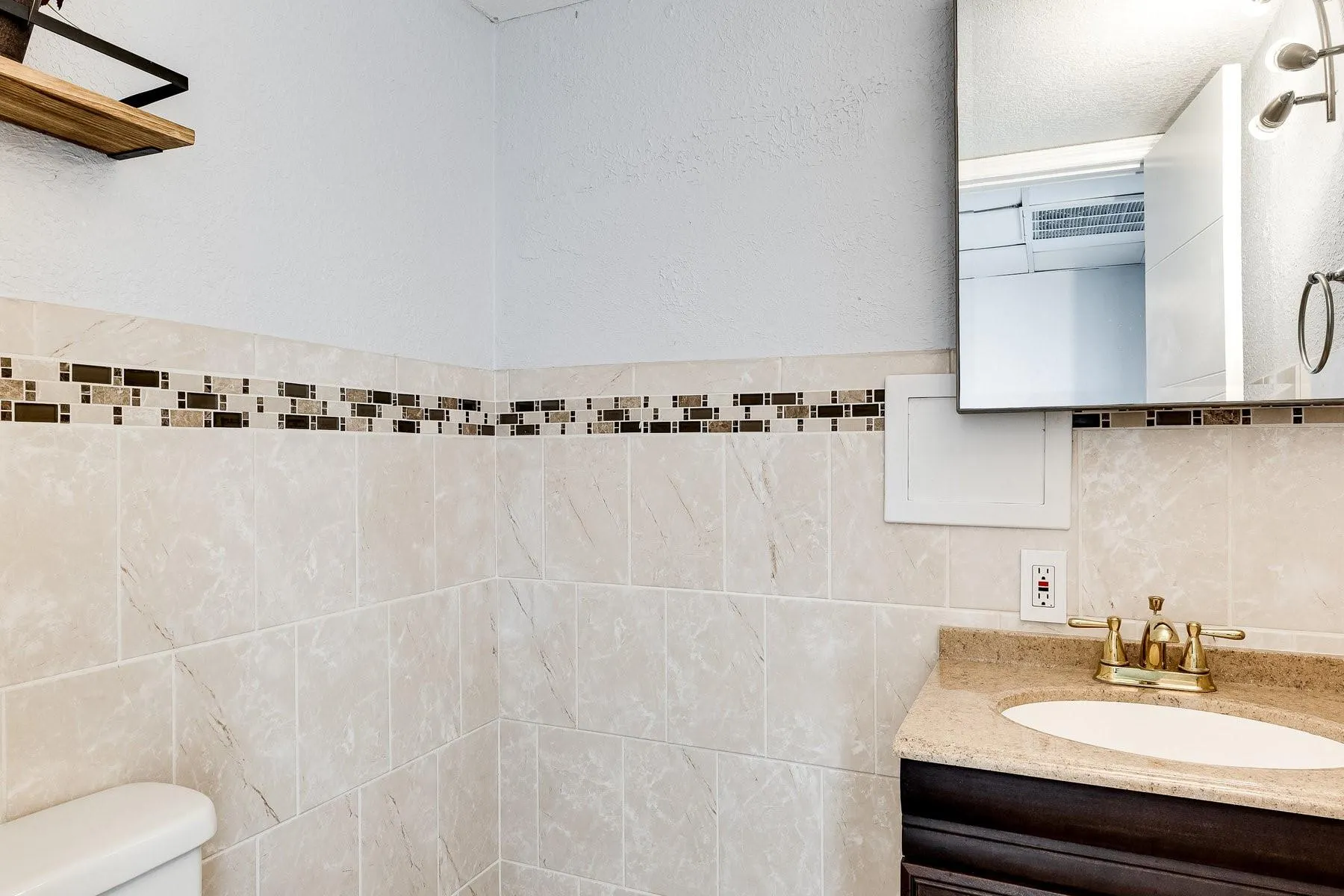9080 Lime Bay Blvd, #109