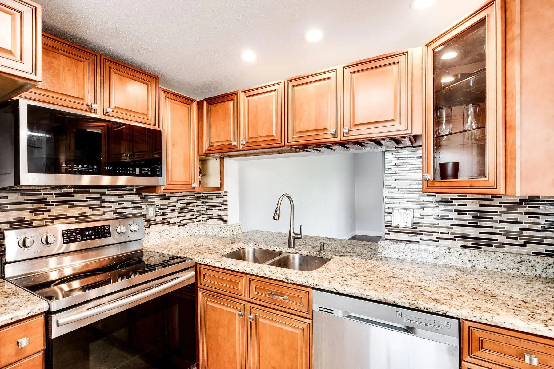 9080 Lime Bay Blvd, #109