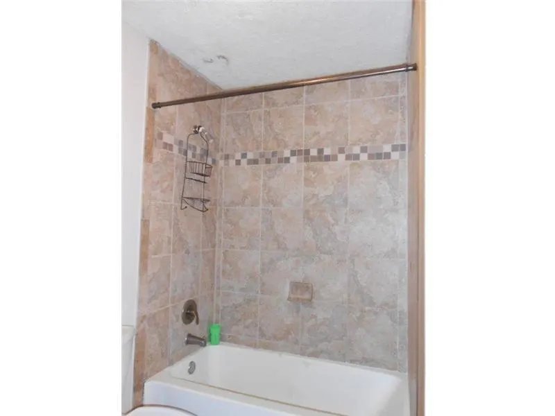 4086 N Pine Island Rd, #504