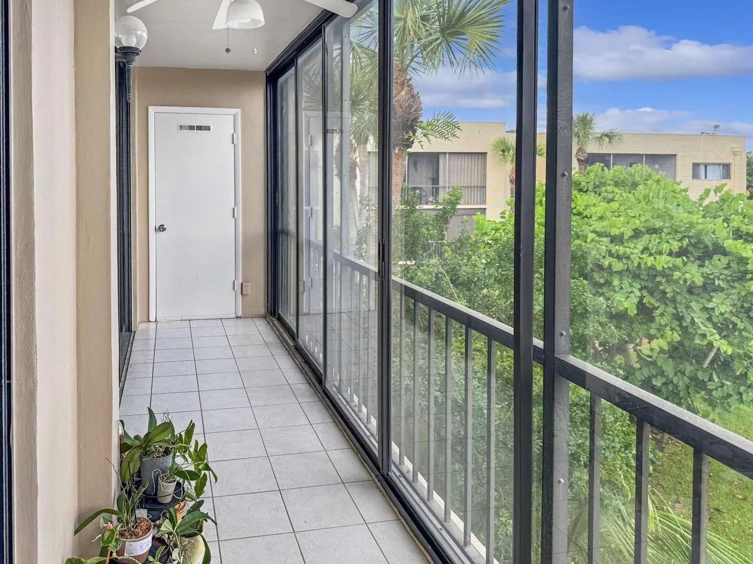 5160 Las Verdes Cir, #324