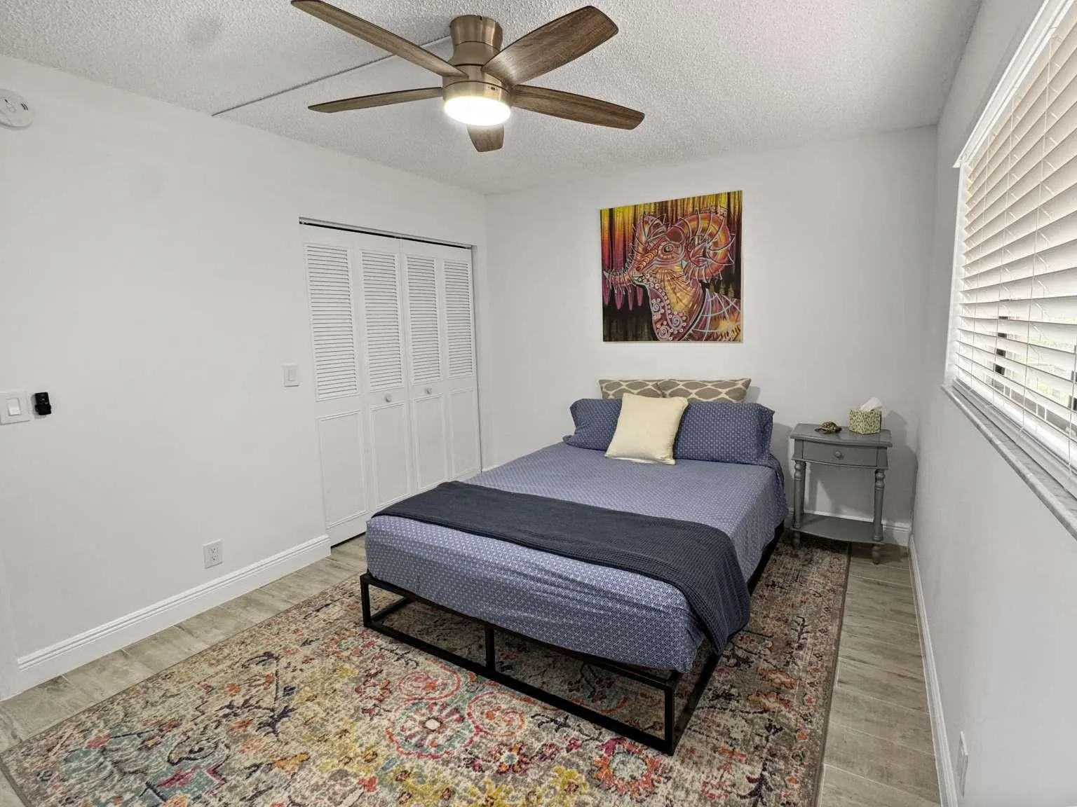 5160 Las Verdes Cir, #324