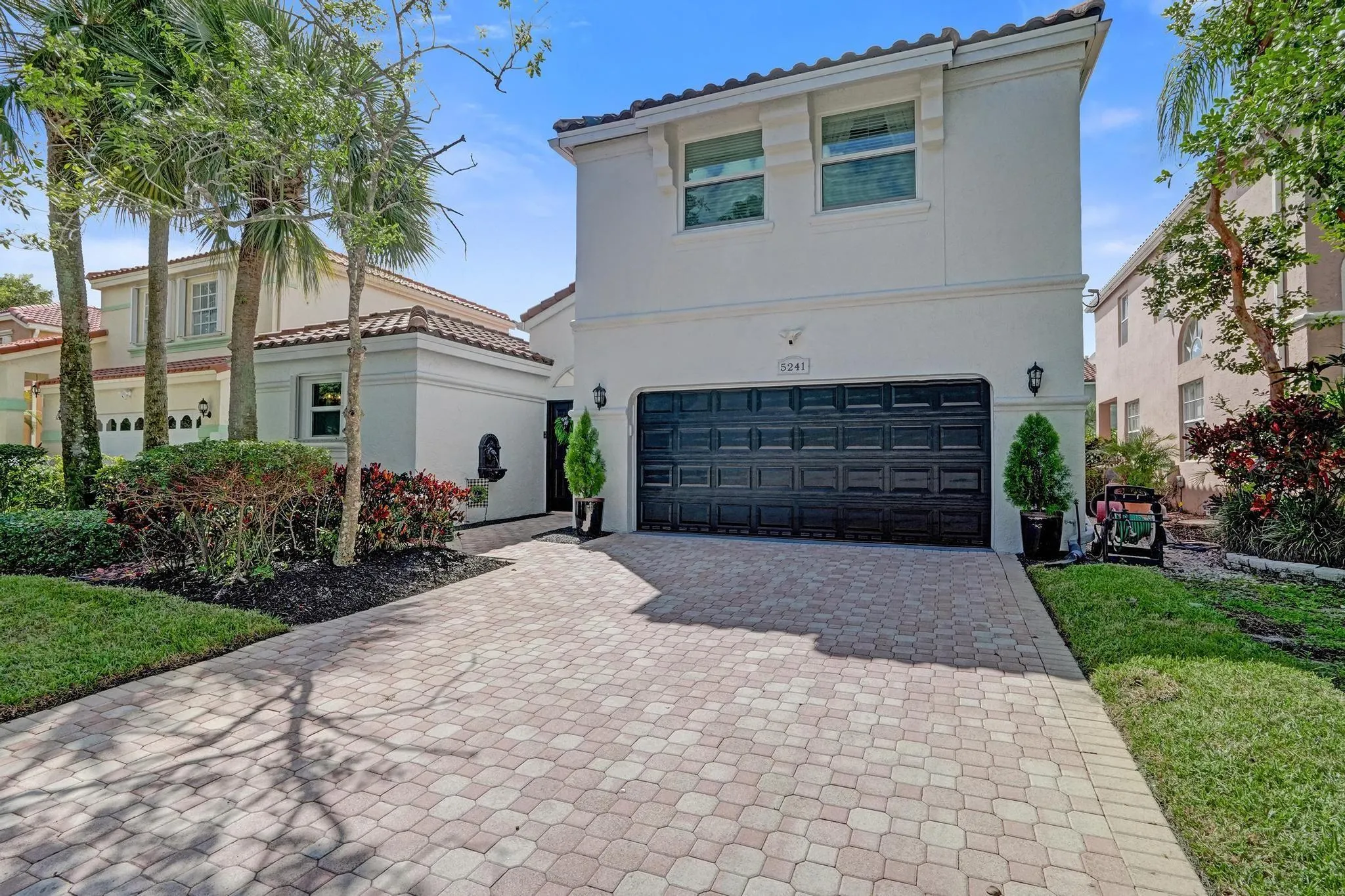 5241 NW 106th Dr