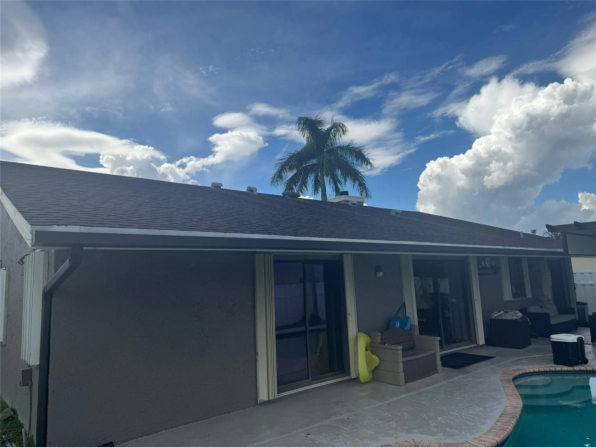 9505 NW 46th St