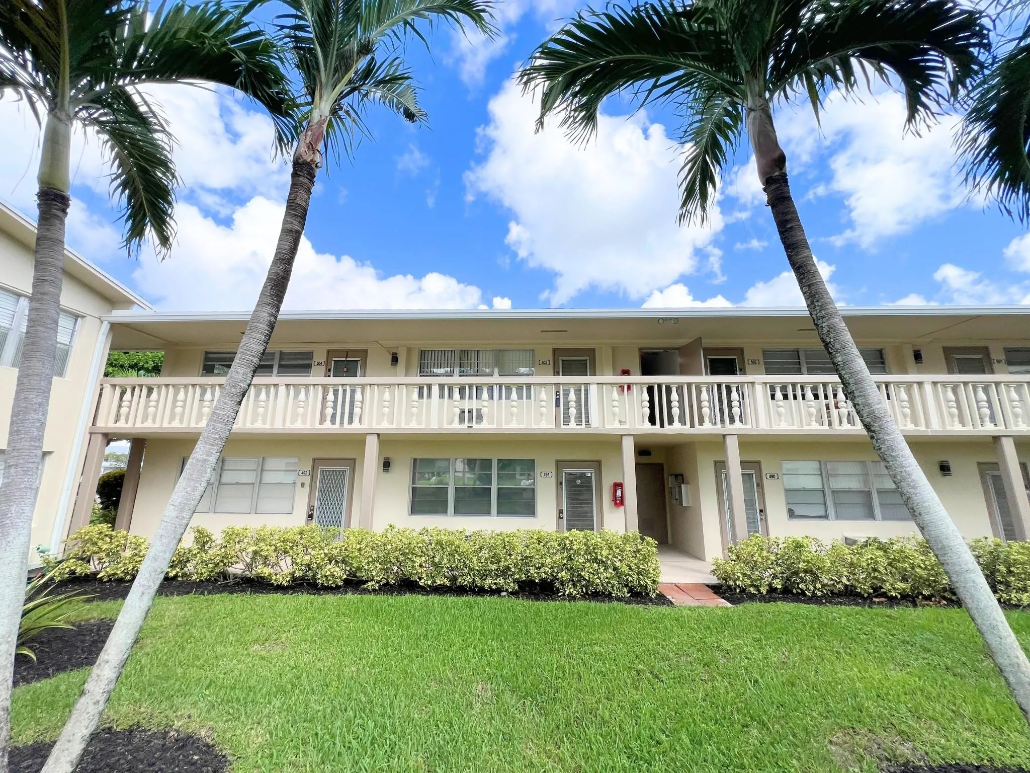 503 Tilford W, #503