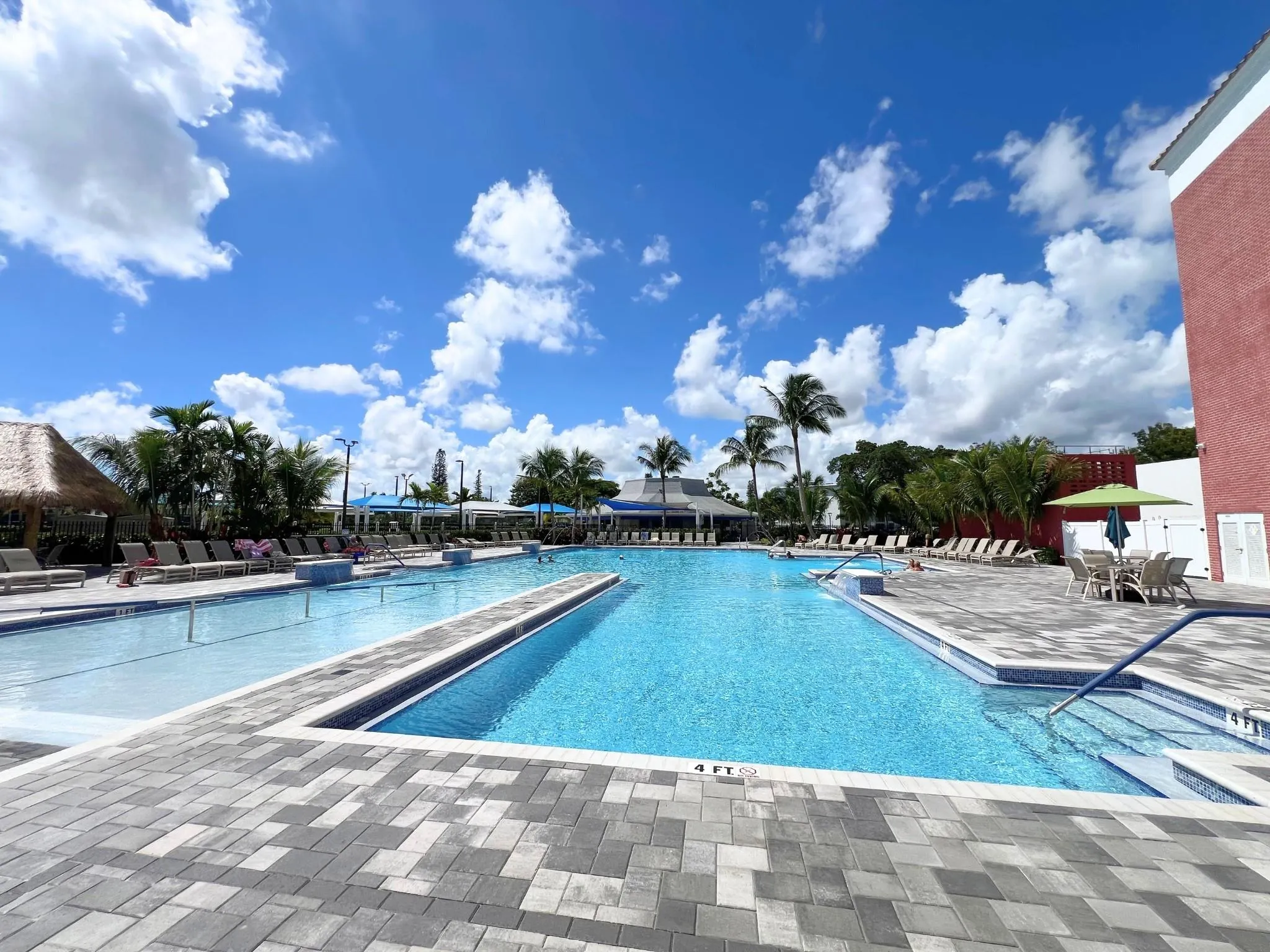 503 Tilford W, #503