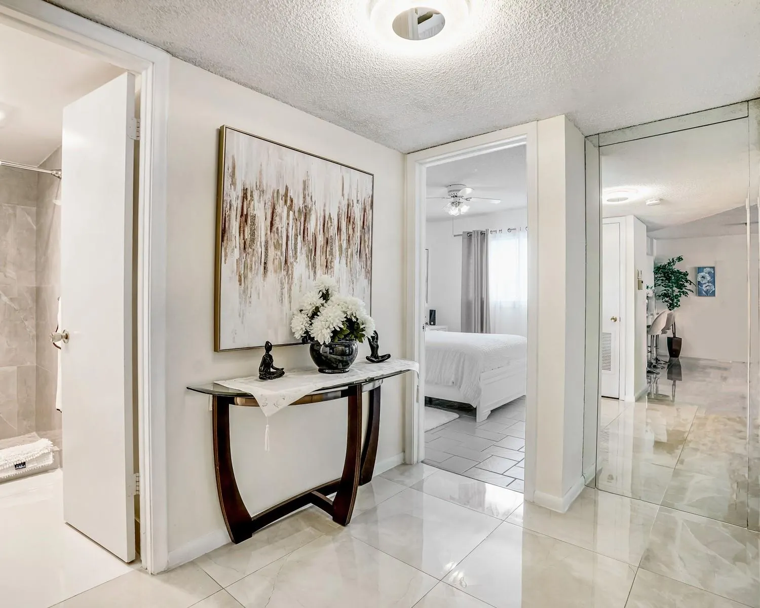 4751 NW 21st St, #300
