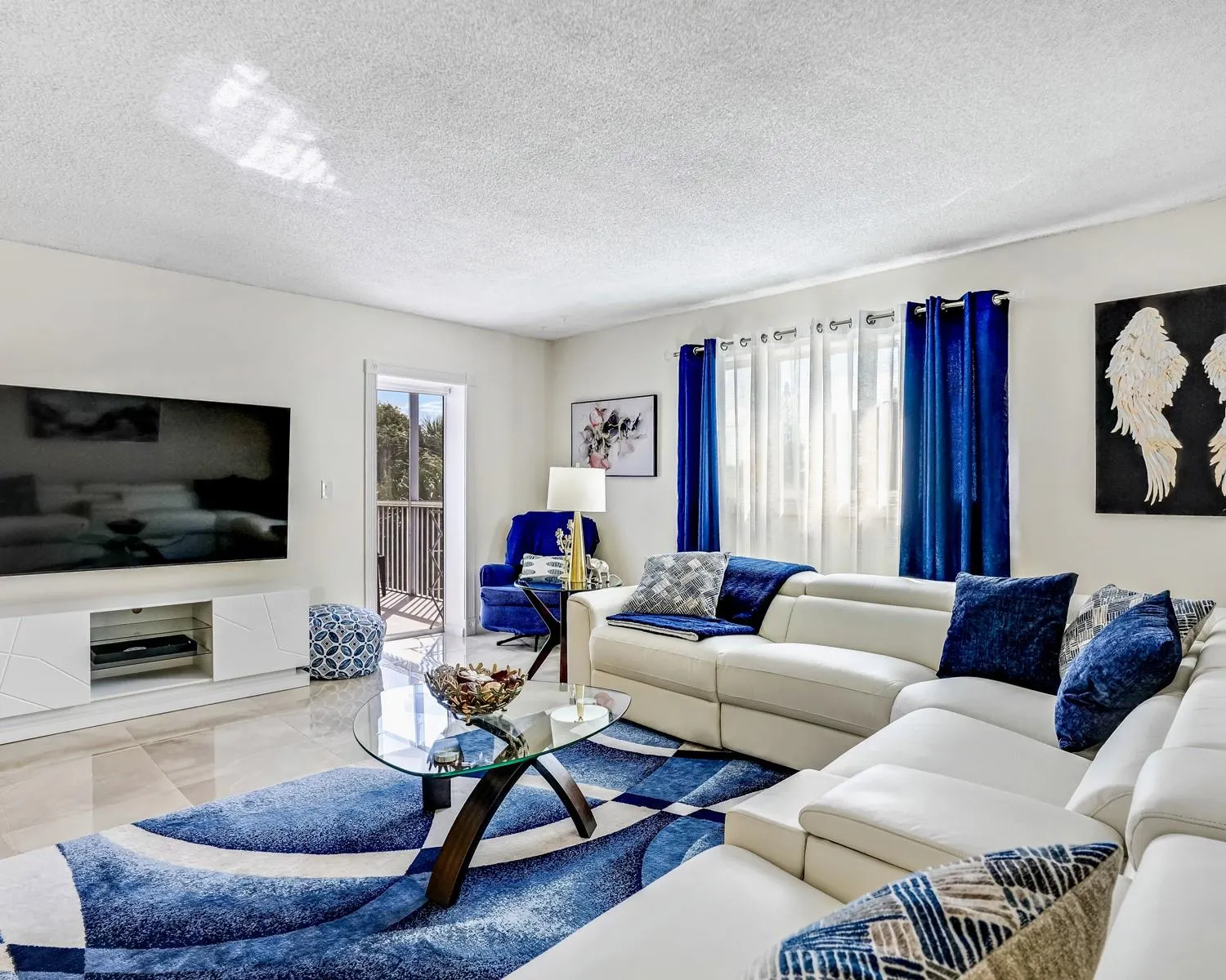 4751 NW 21st St, #300