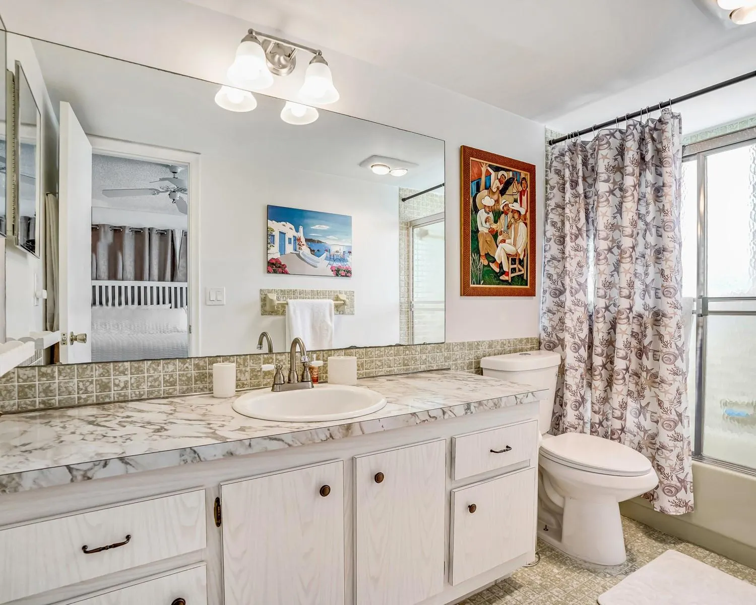 4751 NW 21st St, #300