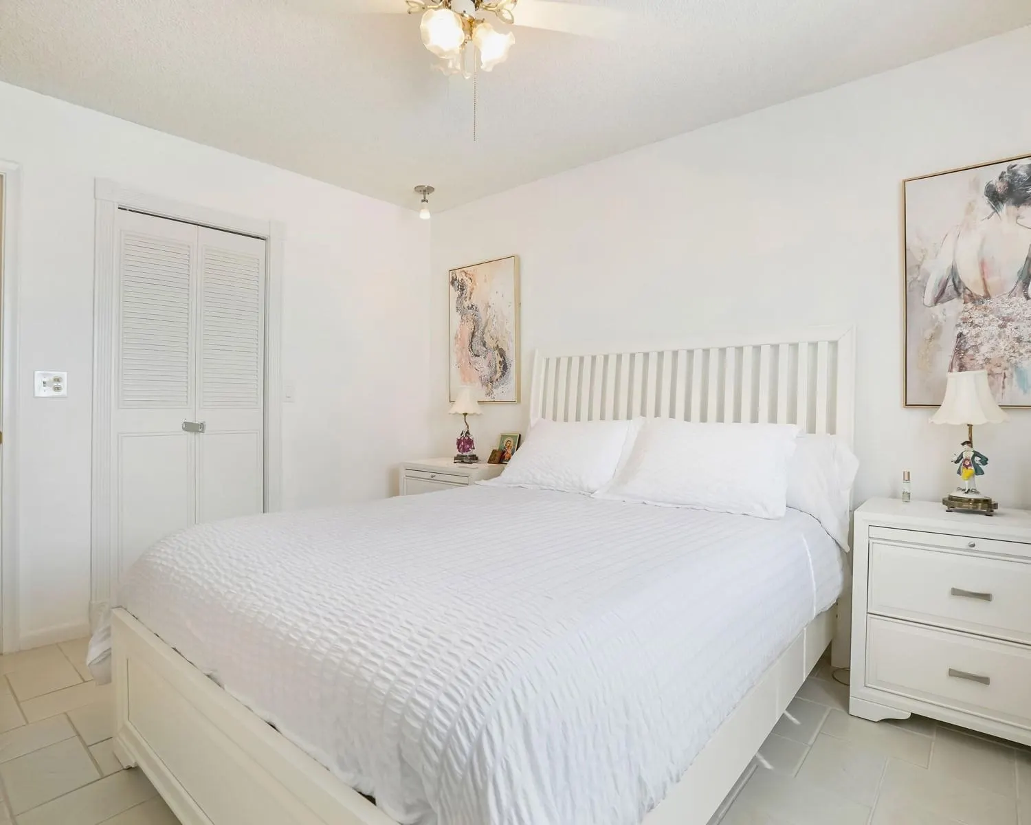 4751 NW 21st St, #300