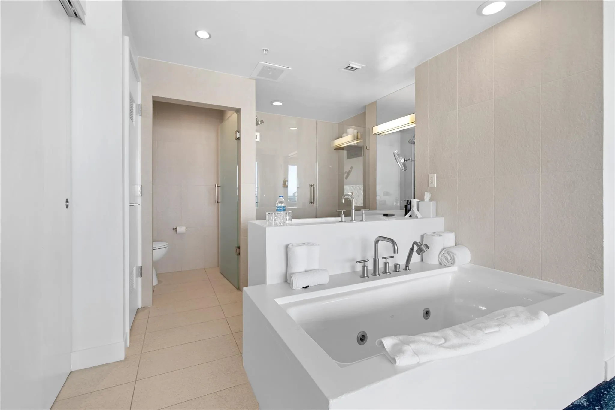 3101 Bayshore Dr, #1102