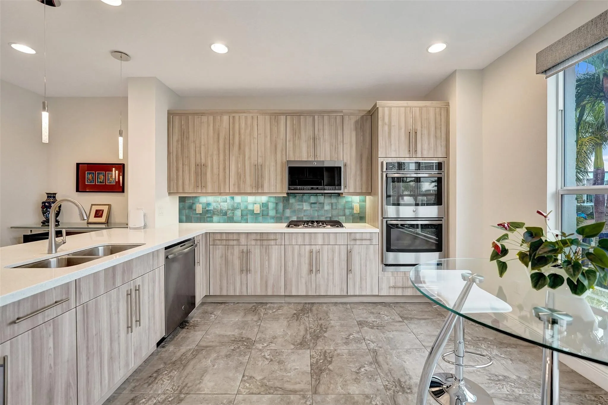 2900 NE 12th Ter, #19