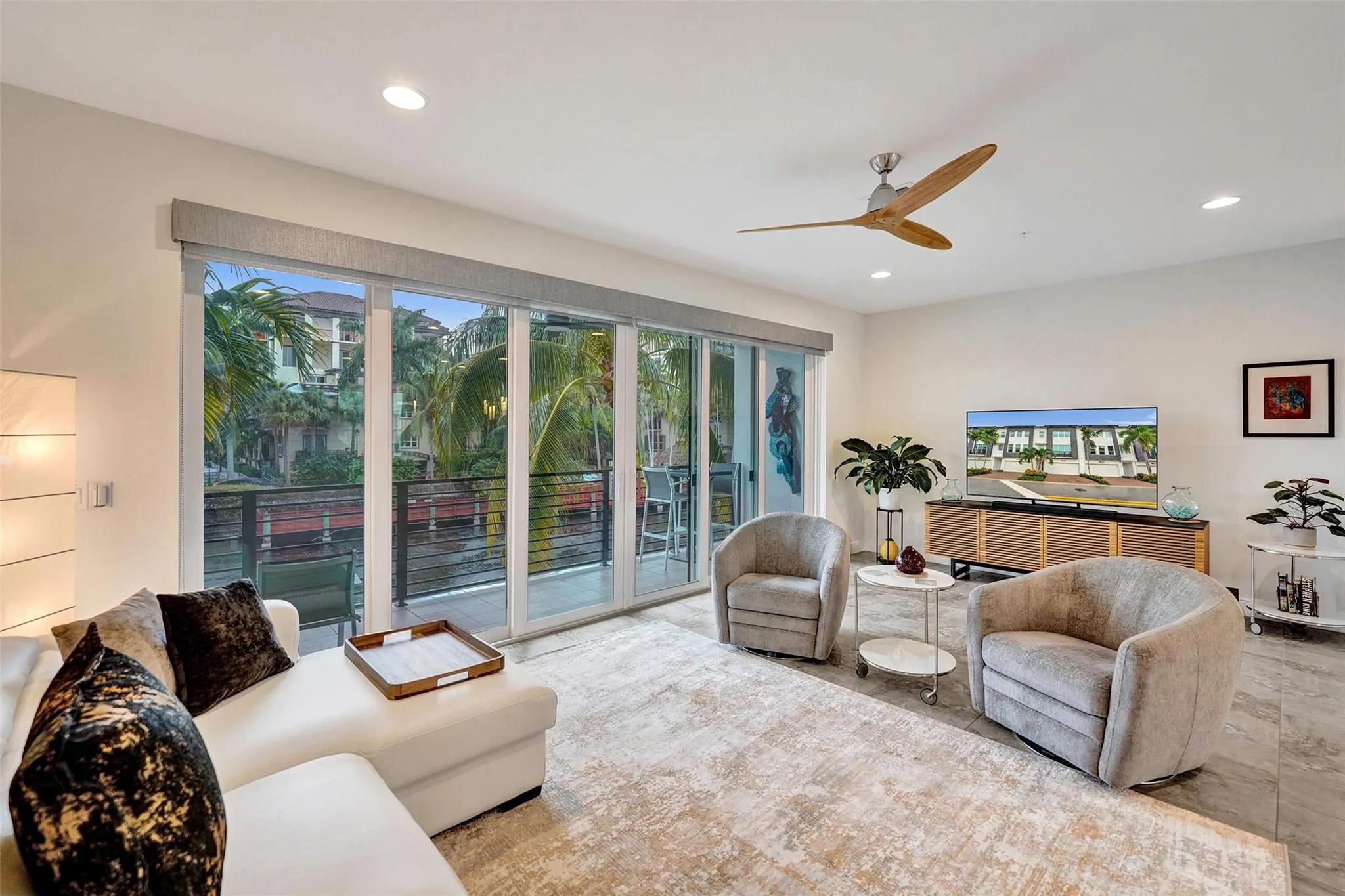 2900 NE 12th Ter, #19
