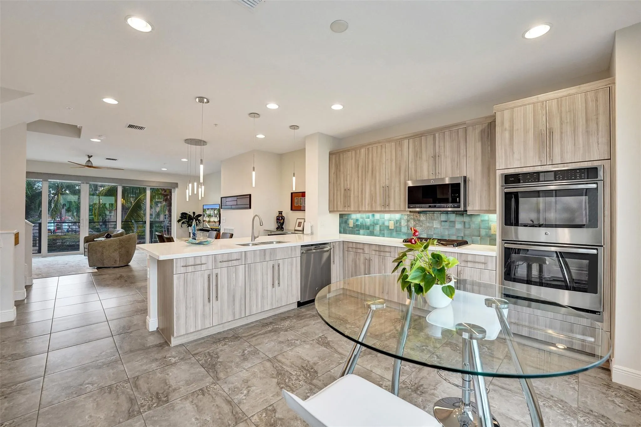 2900 NE 12th Ter, #19