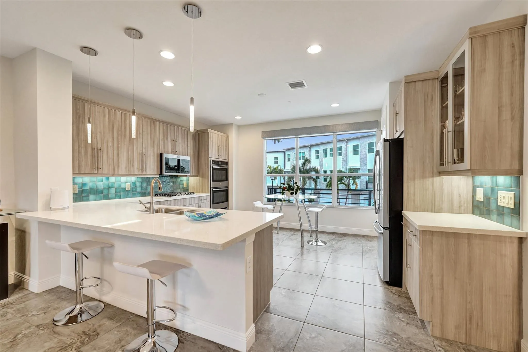 2900 NE 12th Ter, #19