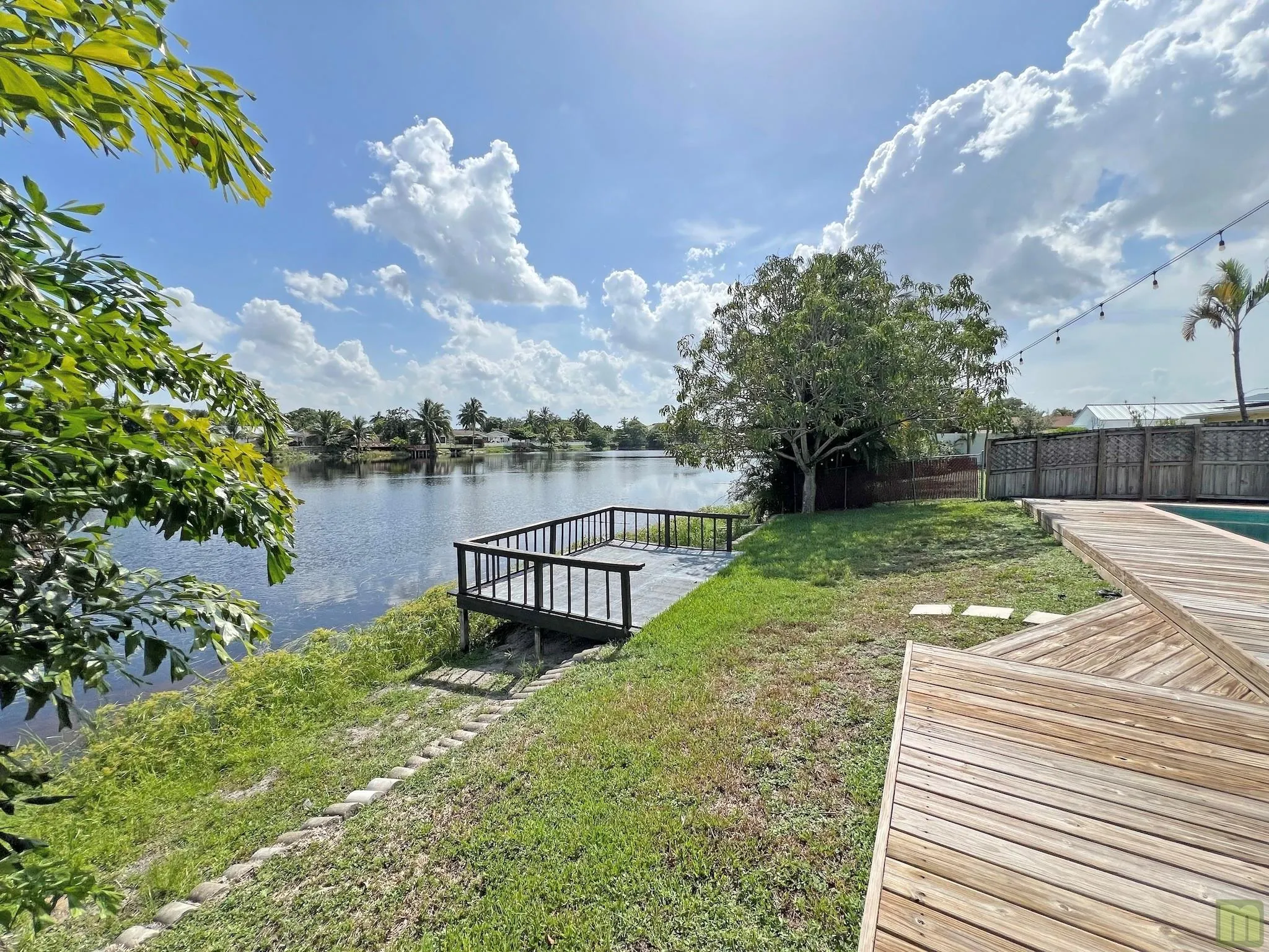 3318 NW 68th Ct
