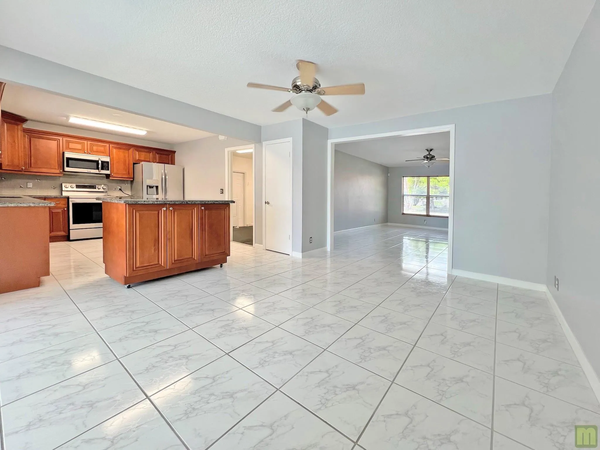 3318 NW 68th Ct