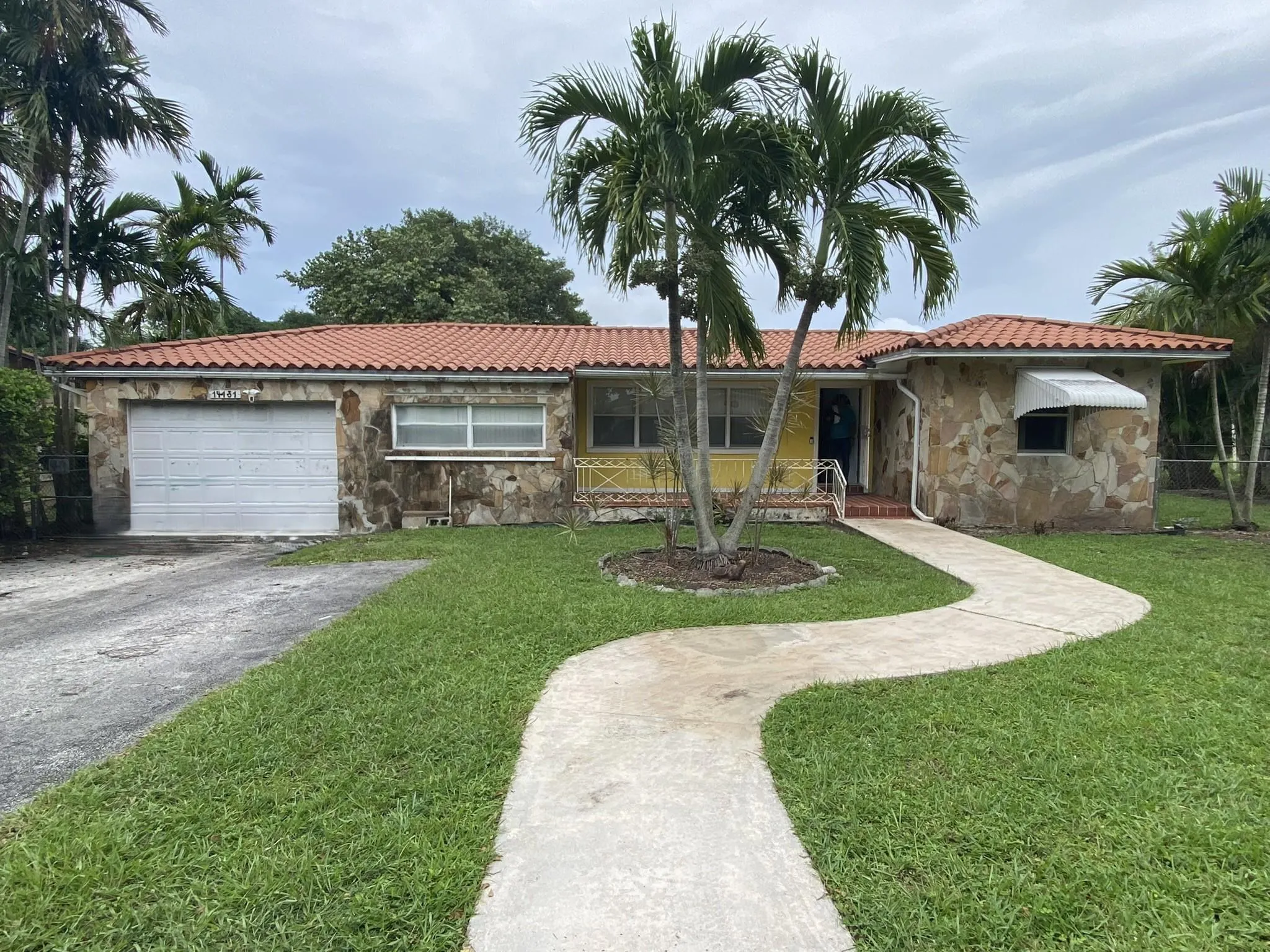14131 NW 3rd Ave, #A