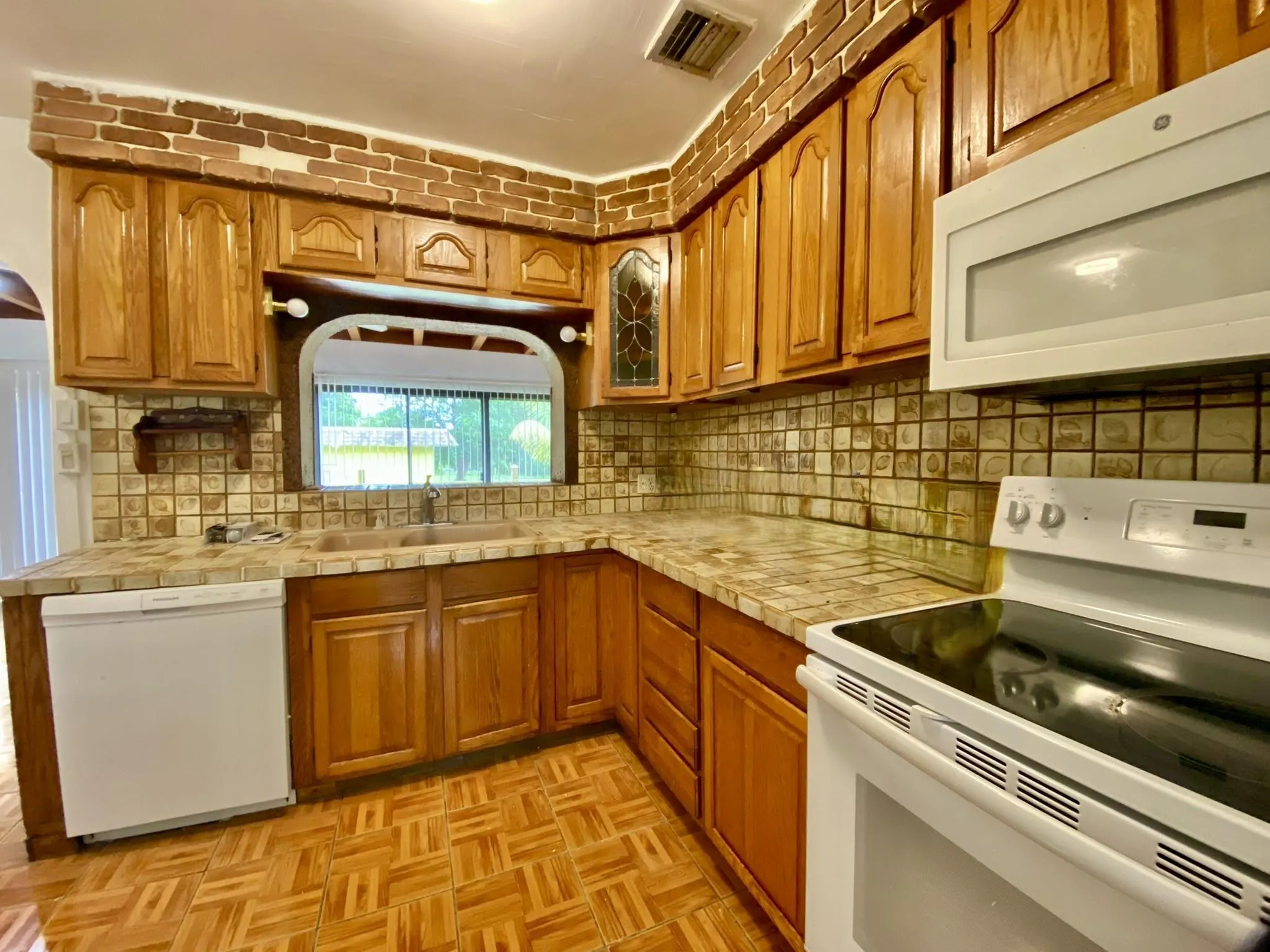 14131 NW 3rd Ave, #A