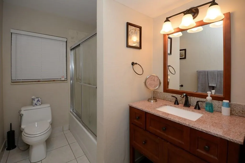3412 Leigh Rd