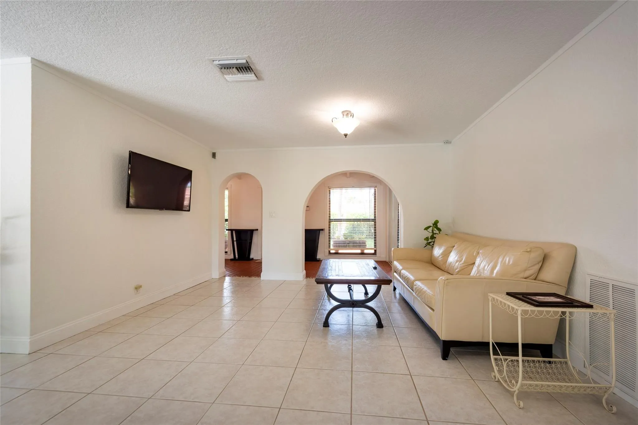 3412 Leigh Rd