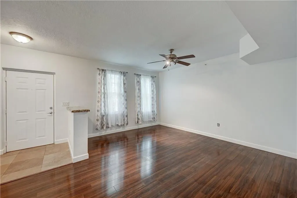 6746 W Sample Rd