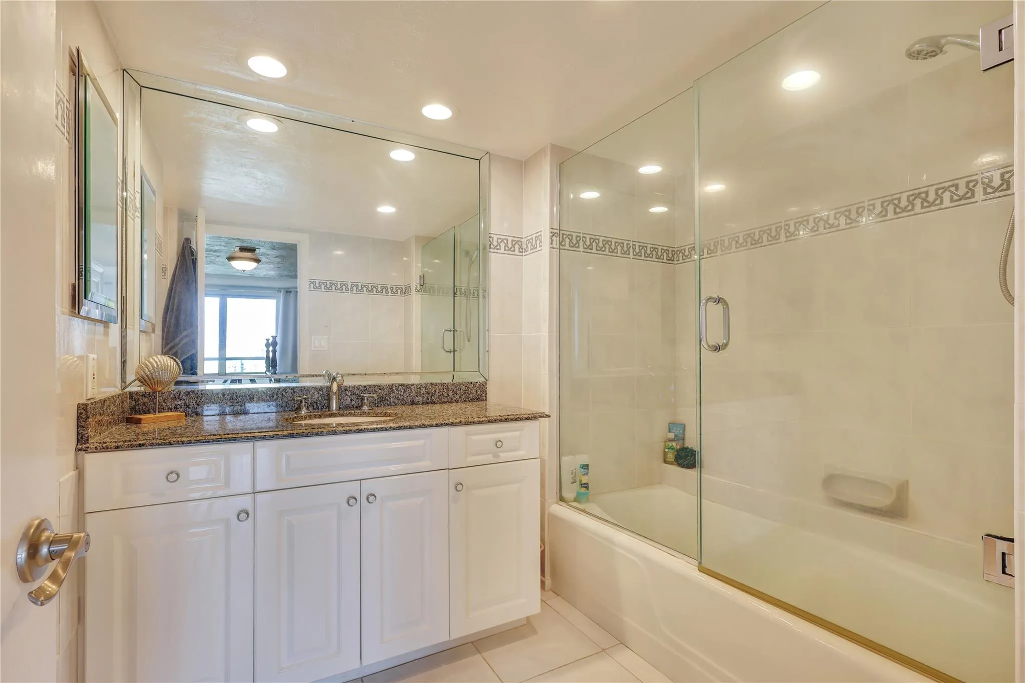 2100 S Ocean Ln, #2509PH