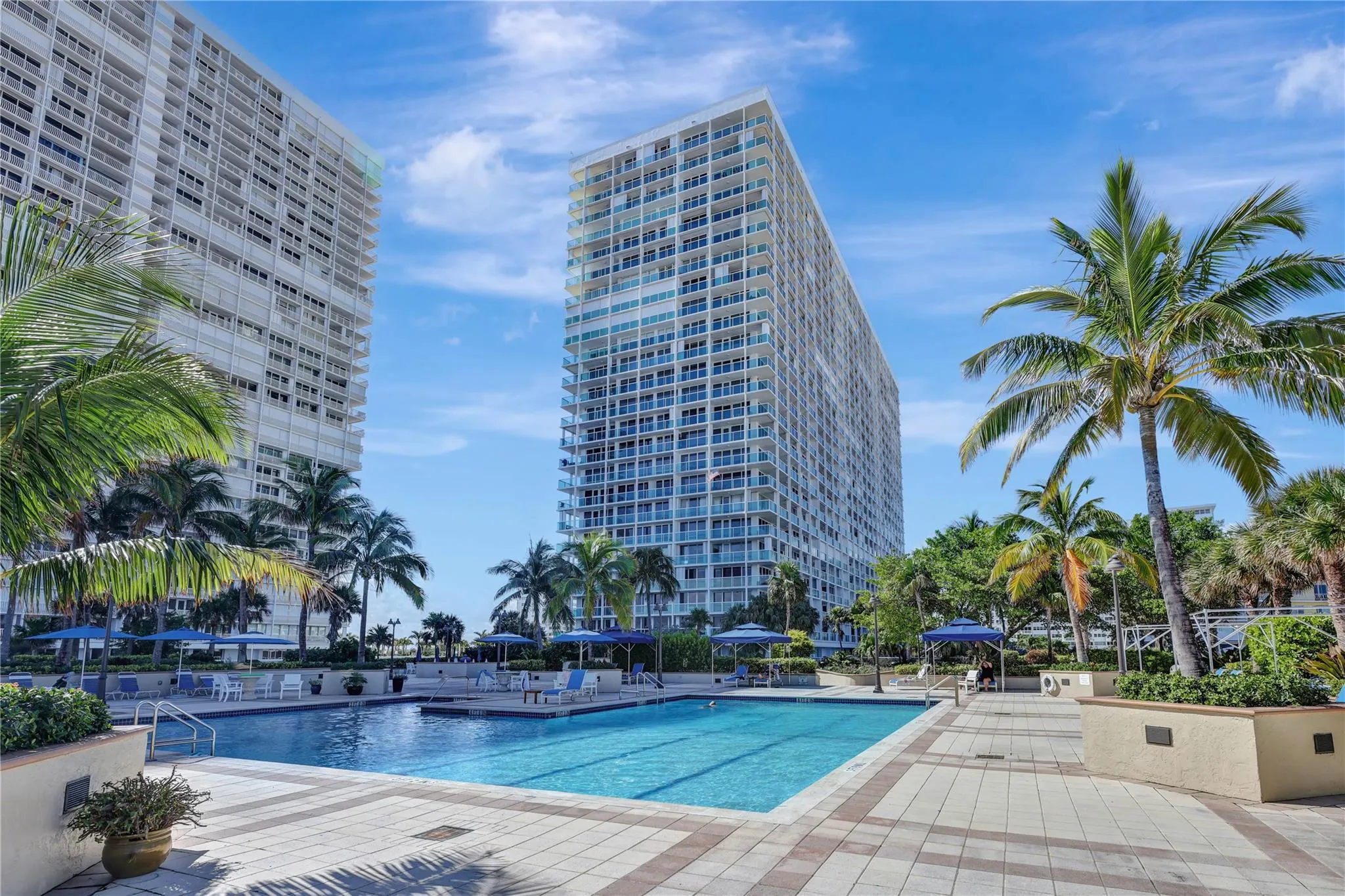 2100 S Ocean Ln, #2509PH
